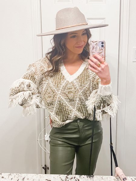 What I wore // Fort Worth tx // size small sweater & pants
Western
Western wear
Faux leather pants
Fringe sweater
Olive green
Olive pants
Olive sweater 
Wide brimmed hat
Petal & pup

#LTKstyletip #LTKaustralia #LTKtravel