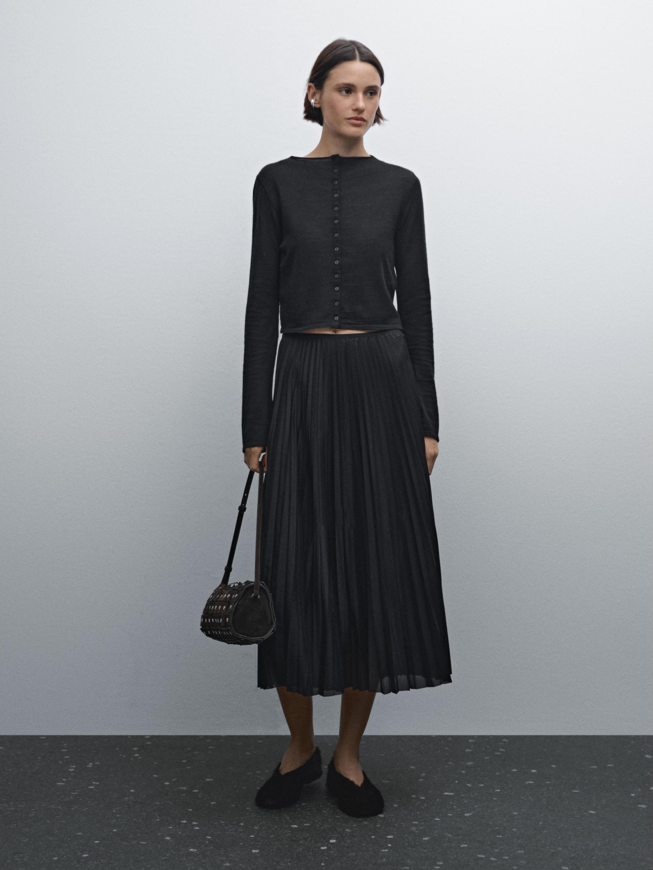 Pleated midi skirt with box pleats | Massimo Dutti UK