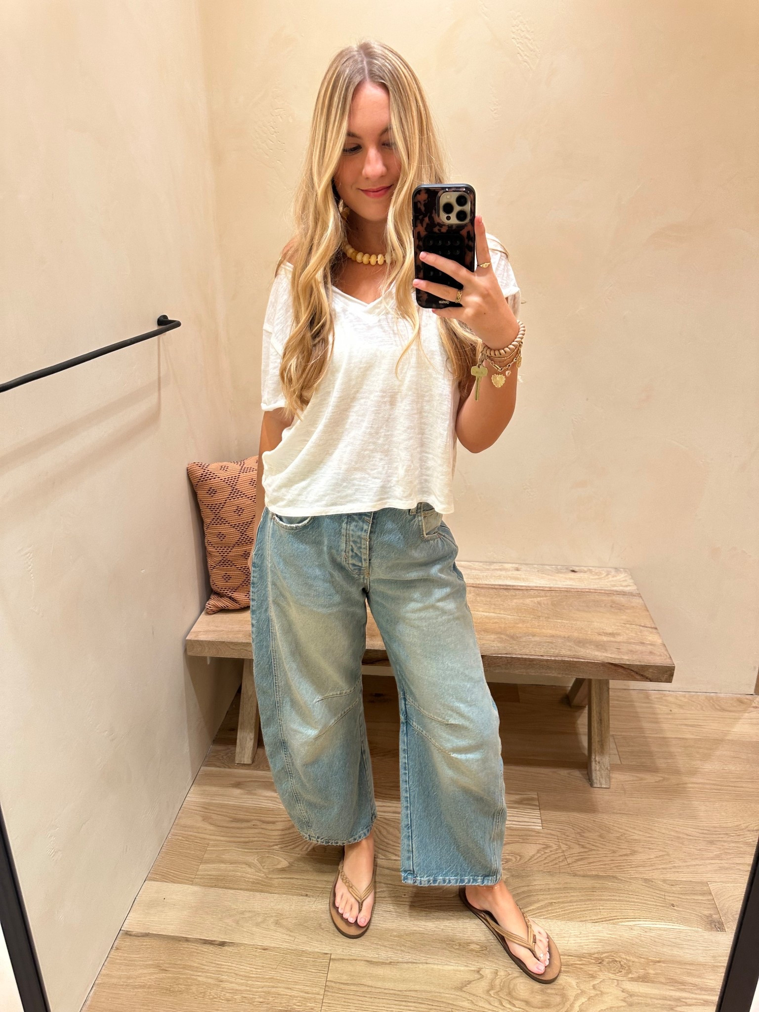 perfect barrel outfit!! the perfect tee, sized up a few sizes for it to be oversized!!! love this beaded necklace and the wash of these barrels sooo perfect! 





#freepeople #urbanoutfitters #denim #anthropologie #styleinspo #employee #summer #spring #LTKfindsunder100 #LTKmostloved #LTKSPRINGSALE #LTKfestival #LTKseasonal #LTKStyleTip #concert #ltkbacktoschool #urbn #comfy #LTKsalealert #instagram #LTKactive #LTKfitness #lounge #LTKworkwear #LTKtravel #everyday


#LTKStyleTip #LTKTall #LTKGiftGuide