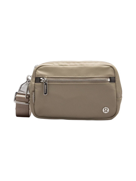 Everywhere Convertible Crossbody Bag 1.5L | Unisex Bags,Purses,Wallets | lululemon | lululemon (CA)