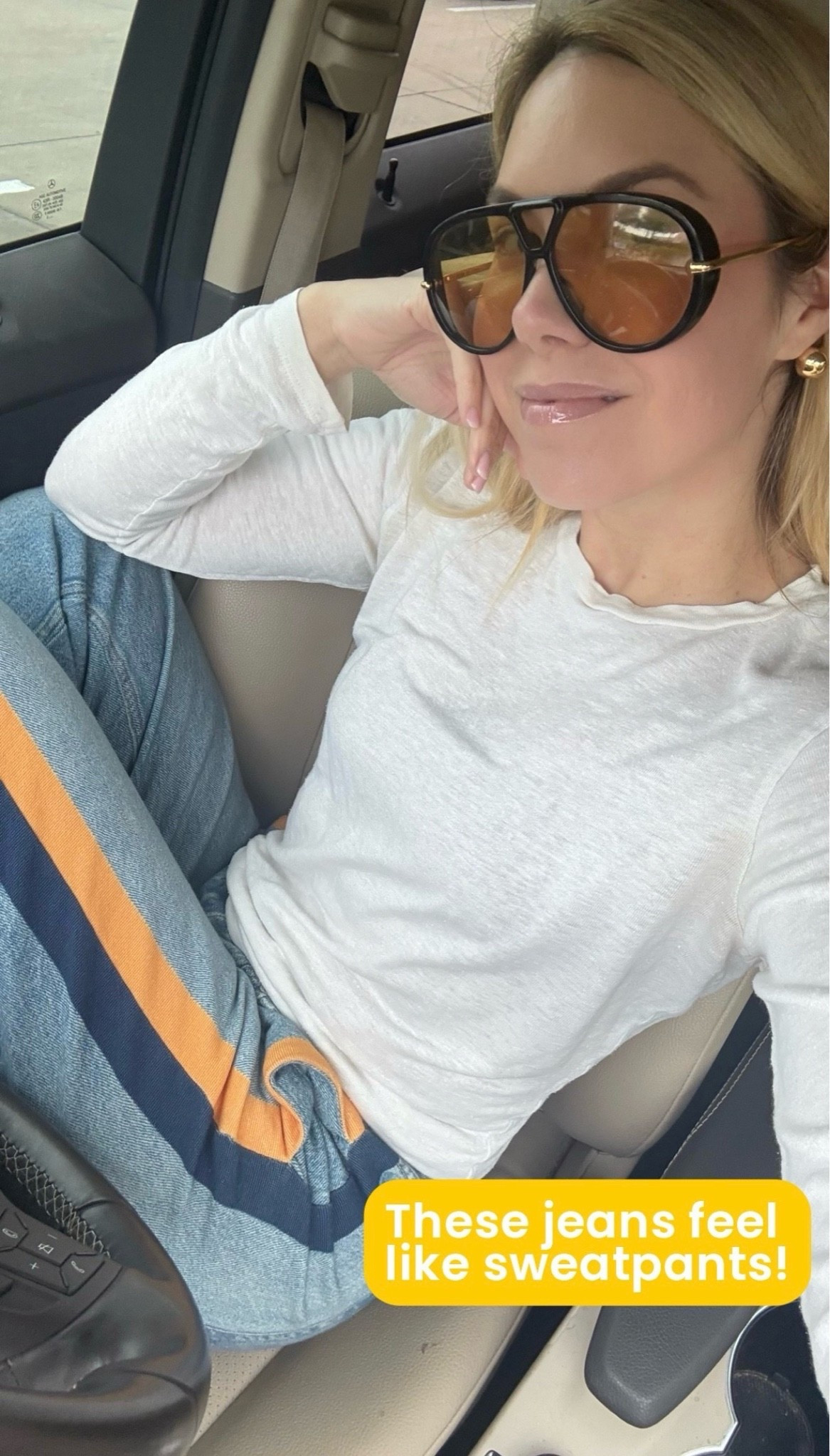 These jeans feel like sweatpants!

#LTKdayinmylife #LTKootd