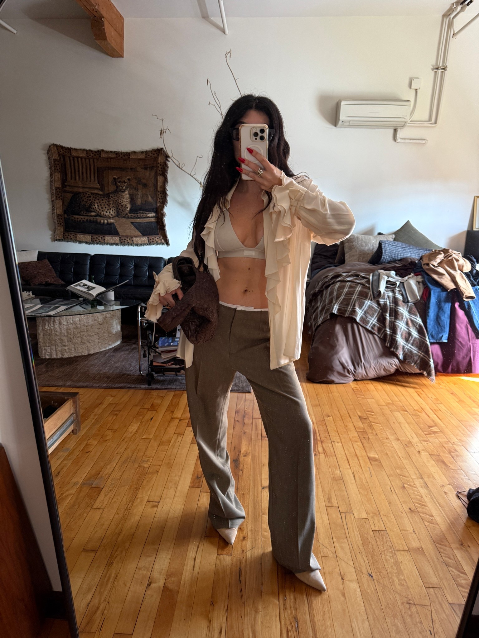 Mirror ootd 

Ruffle top, skims bralette, eves slacks, slack pants, nude pumps

#LTKShoeCrush #LTKStyleTip #LTKItBag