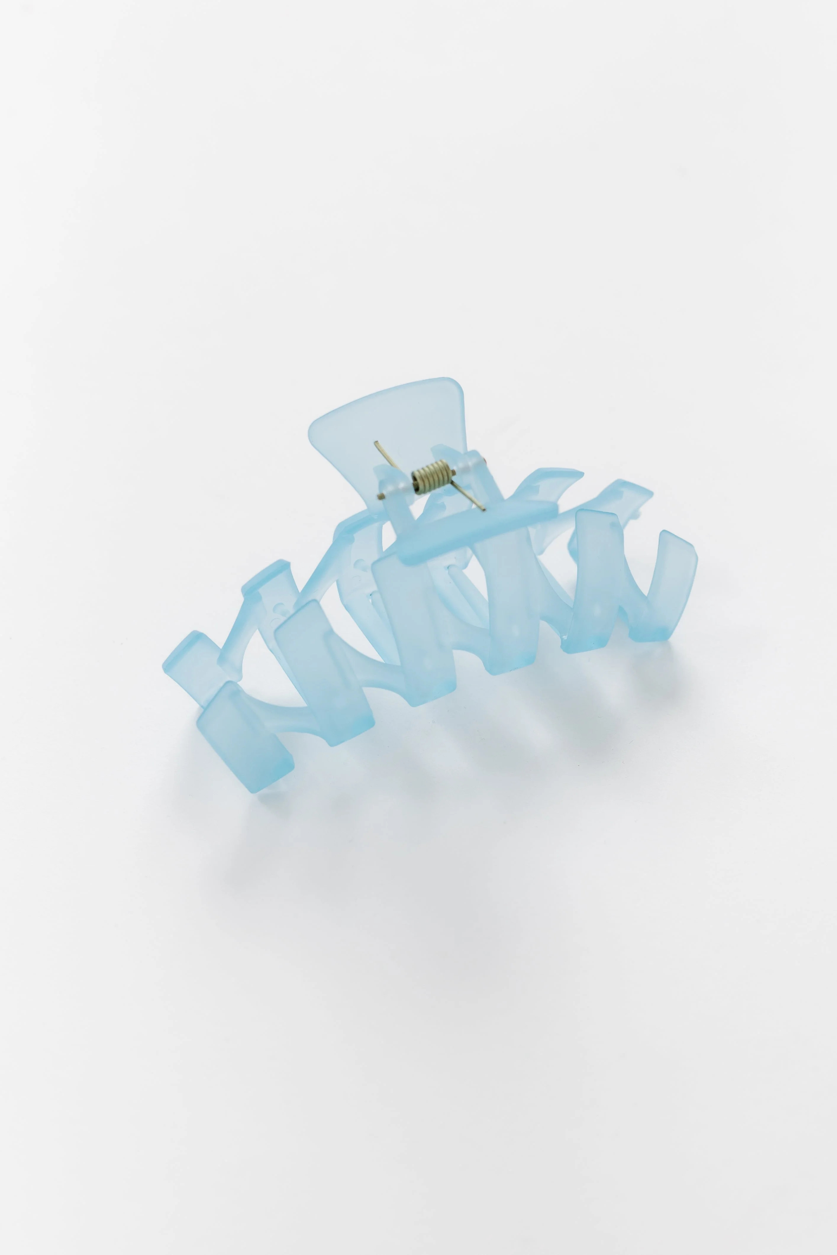 Cove Scallop Hair Claw | Called To Surf