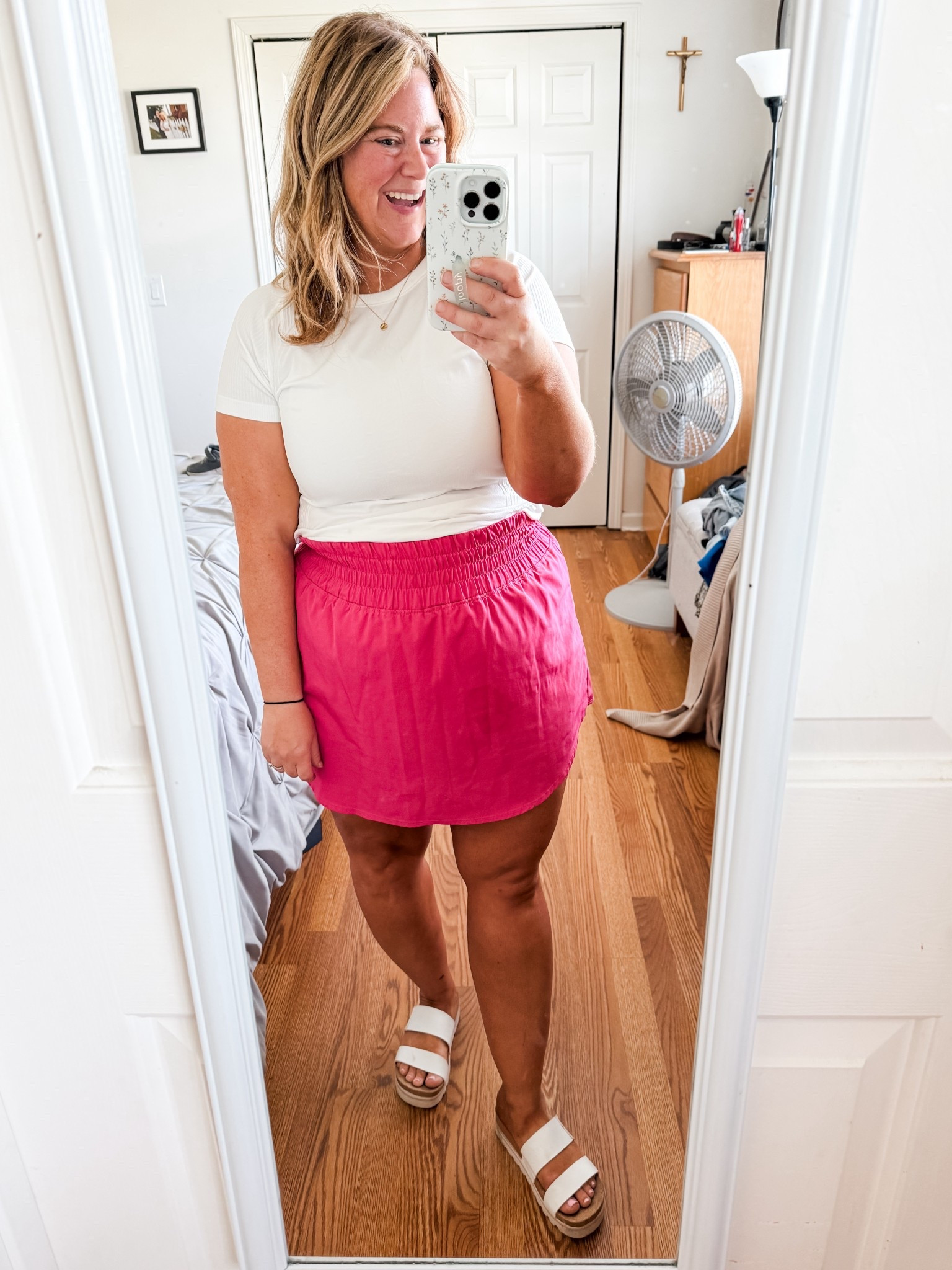 My tee is an older version of the old navy tees I linked! Skort is an XXL (size up one!)

#LTKSeasonal #LTKMidsize #LTKActive