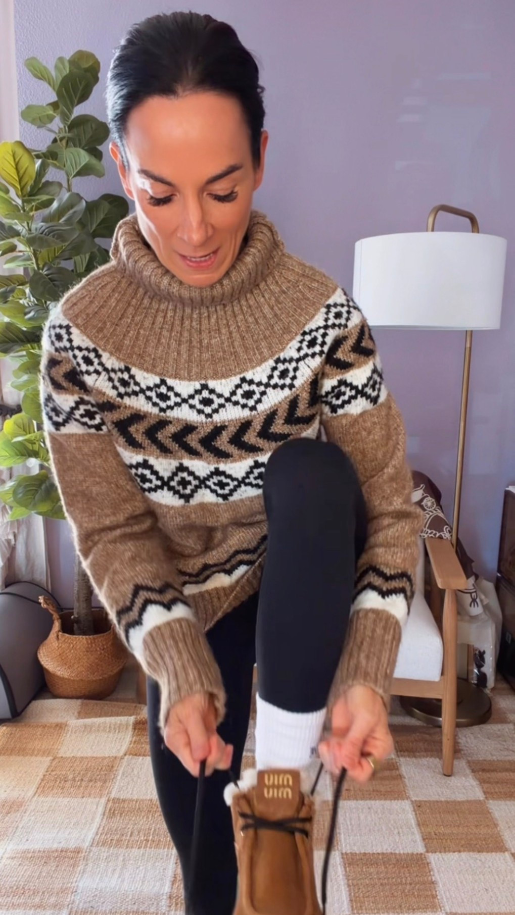 Remember when I told y’all I basically live in activewear?
Yeah… I wasn’t kidding.

Gym done ✔️
Hair touched up ✔️
Cute sweater + boots ✔️
Lunch plans activated ✔️

This is exactly how I go from sweaty to social in under 5 minutes — because comfy doesn’t mean sloppy and activewear doesn’t have to stay at the gym.

If you know, you know. And if you don’t… welcome to the lifestyle 😏



#NicoleColeeStyle #ActivewearEveryday #GymToLunch #StyledInSeconds #FloridaChic

#LTKgrwm #LTKdayinmylife #LTKootd