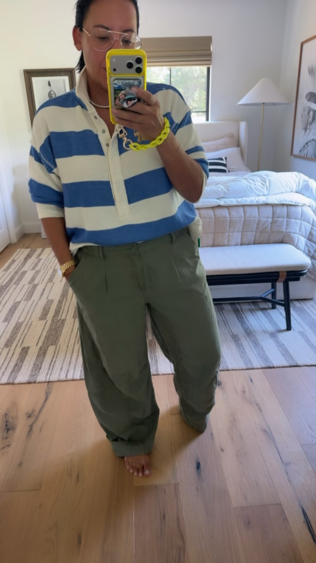 Top size medium, pants size medium (they are roomy so definitely size down if you are between sizes).