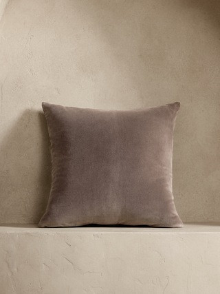 Timeless Velvet Pillow | Banana Republic (US)