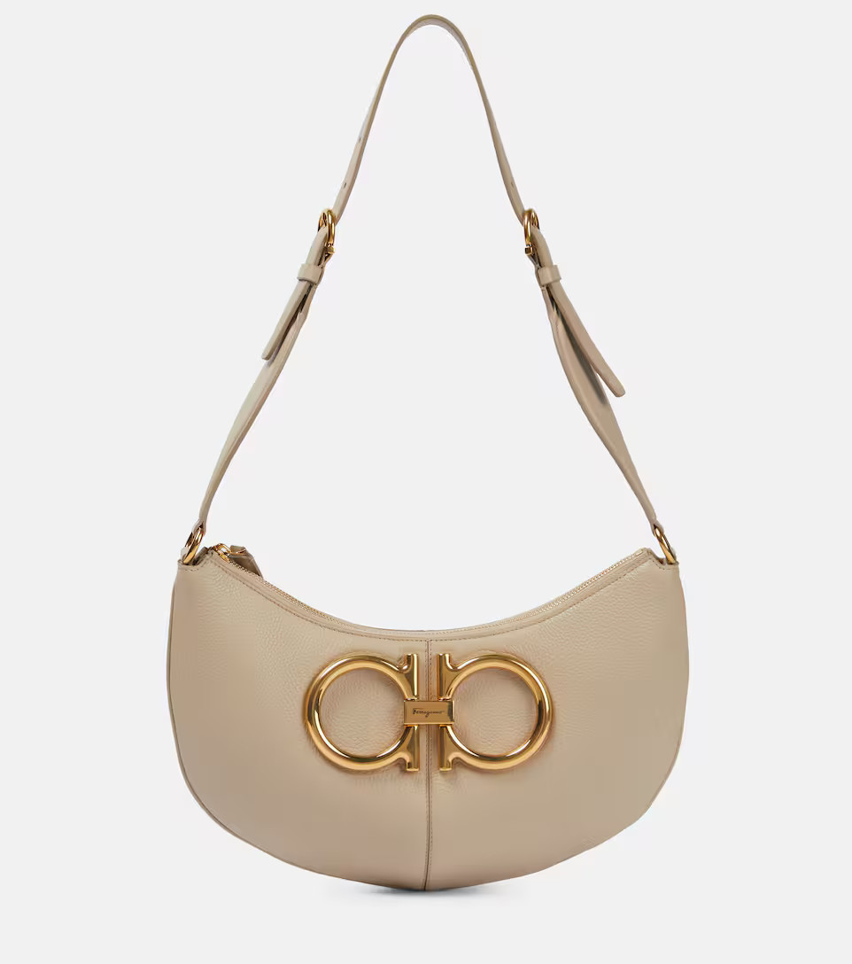 Maxi Gancio leather shoulder bag | Mytheresa (INTL)