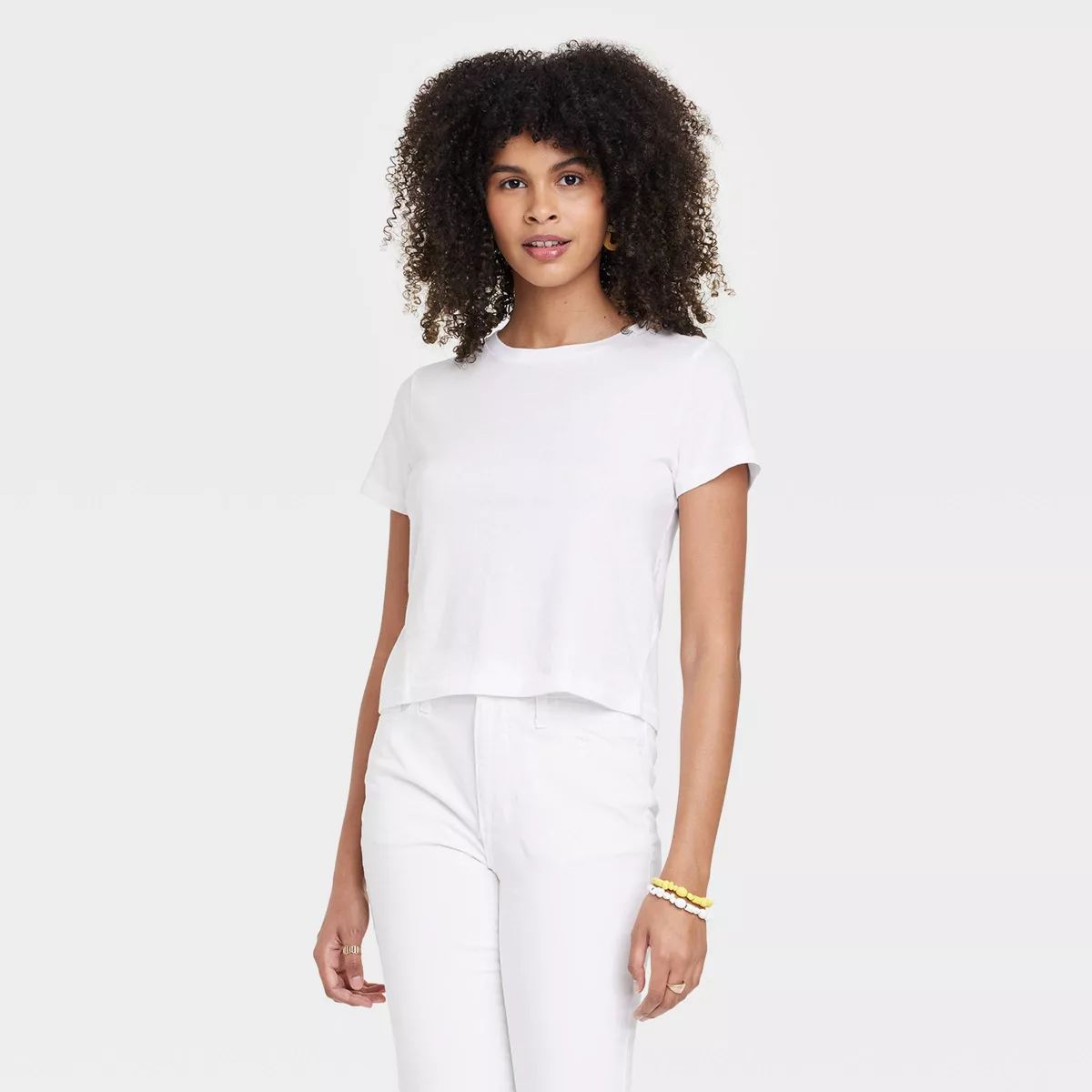 Women's Shrunken Short Sleeve T-Shirt - Universal Thread™ White M | Target
