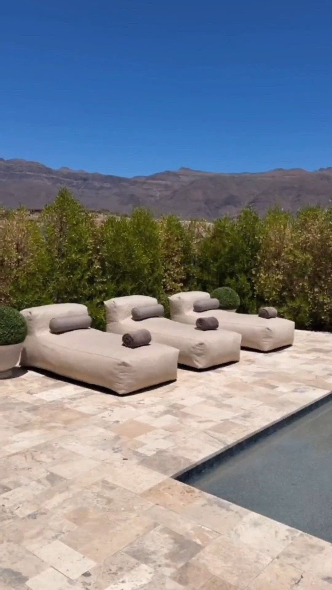 #ad Summer is here and @Wayfair delivered with these summer finds
I genuinely love these lounge chairs for slow summer afternoons by the pool, soaking up the sun, or just sitting outside with a good book and an iced coffee.


They're so comfortable and I love the little side pockets for keeping my phone,
sunglasses, or a book nearby without having everything scattered around.
I finished the space off with these gorgeous topiaries and it made the whole patio feel even more elevated and cozy for summer evenings outside


#wishyouwerehere #outdoor #wayfair #wayfairpartner
Outdoor patio finds
Summer patio finds
Outdoor furniture
Outdoor decor inspo
Pool lounge chairs

Summerthompsonstyles

#LTKHome #LTKSaleAlert