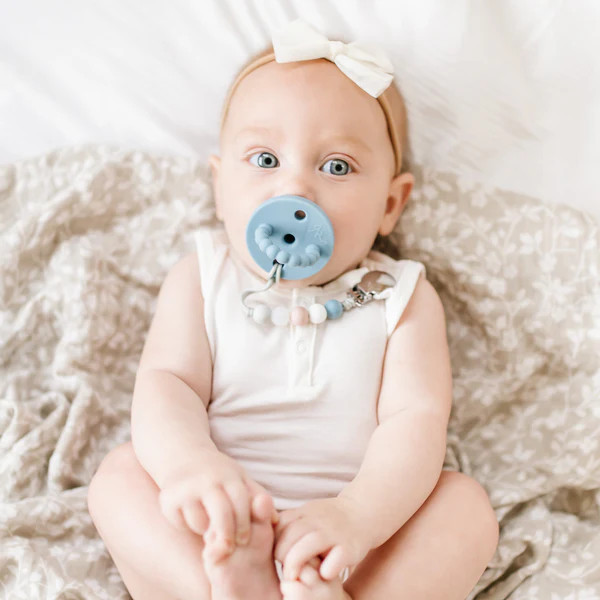 Cutie PAT Bulb (0-6m) Pacifier + Teether | Ryan and Rose