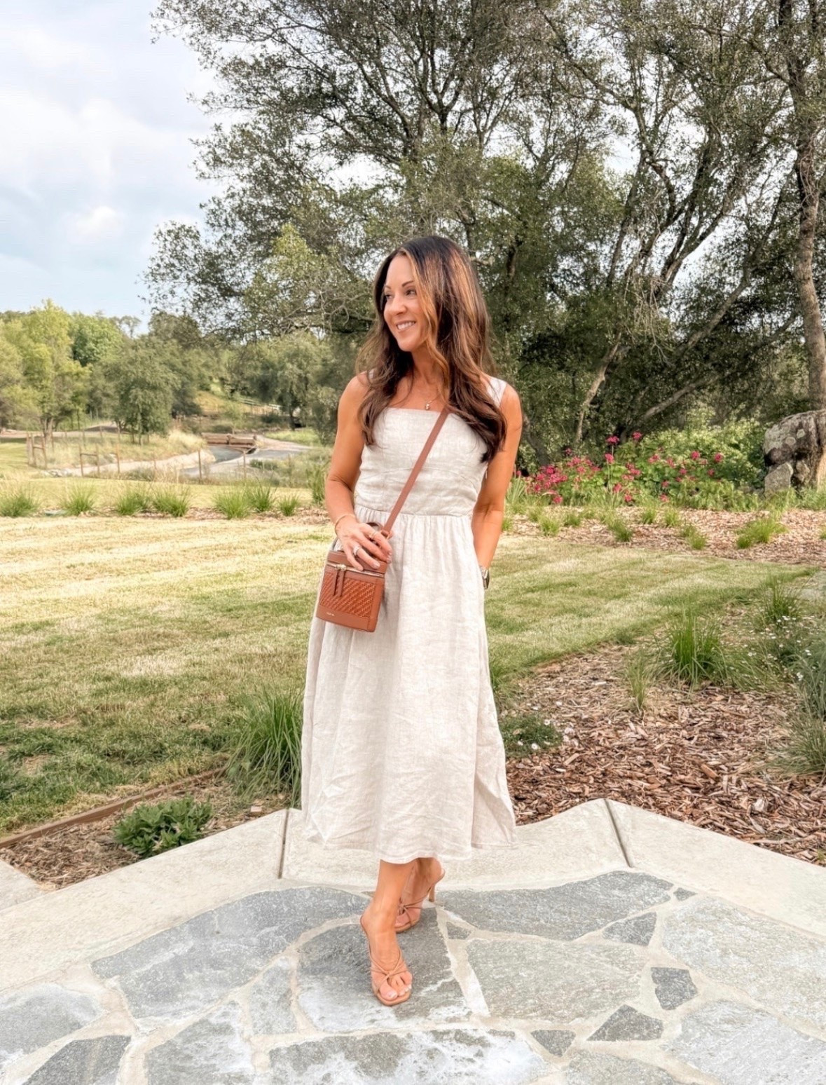 This linen midi dress is the definition of effortless summer style! The neutral color, breezy silhouette, and timeless design make it perfect for vacations, brunch dates, summer events, or everyday wear. Paired with a woven crossbody and simple sandals, it’s an easy outfit you’ll reach for all season long.

Linen dress, Summer dress, Neutral outfit, Vacation style, Midi dress, Resort wear, Summer fashion, Woven handbag, Brunch outfit, Effortless style, EverydayHolly

#LTKootd #LTKPetite #LTKOver40