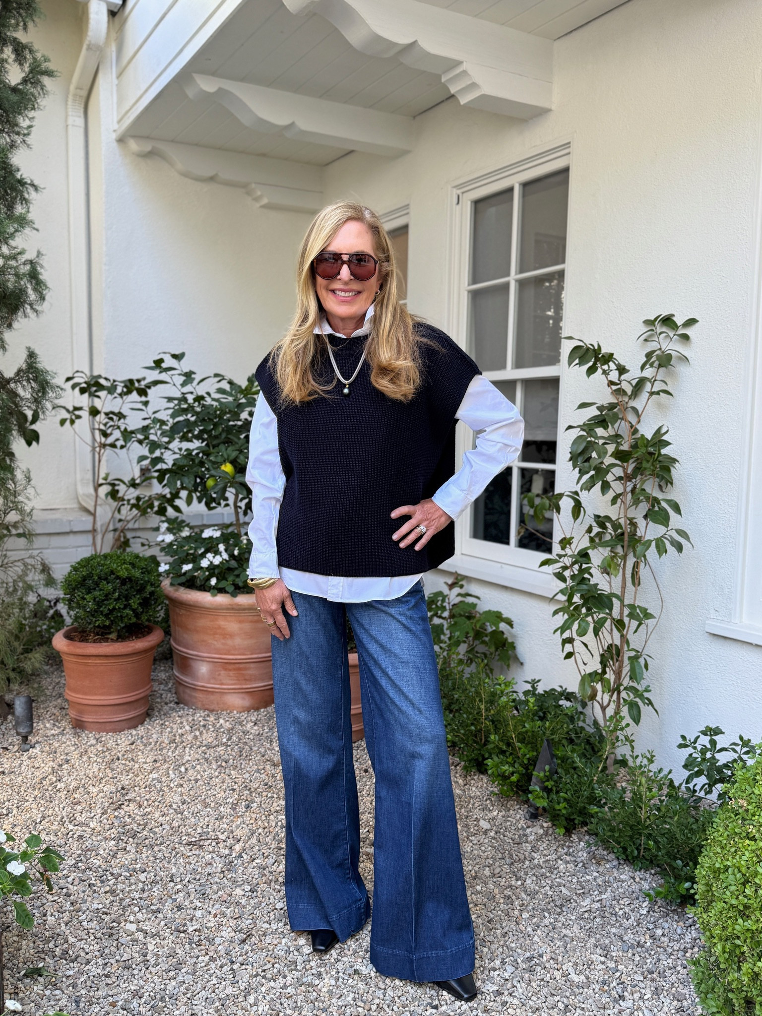 @julieannemoore’s capsule collection for @frankandeileen is cool girl perfection. Here are my favorite pieces. #FrankandEileenPartner #WearLoveRepeat @frankandeileen 

#LTKOver40 #LTKSeasonal #LTKStyleTip