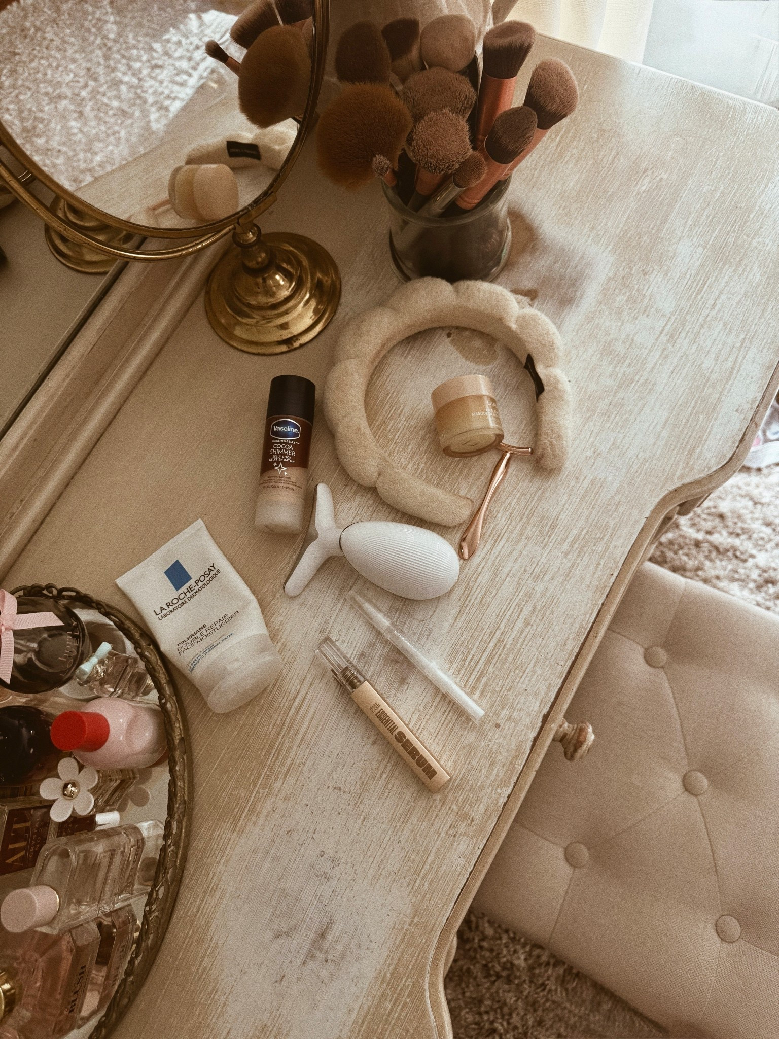 simple skincare > 🫶🏼

#LTKFindsUnder50 #LTKBeauty #LTKSummerEdit