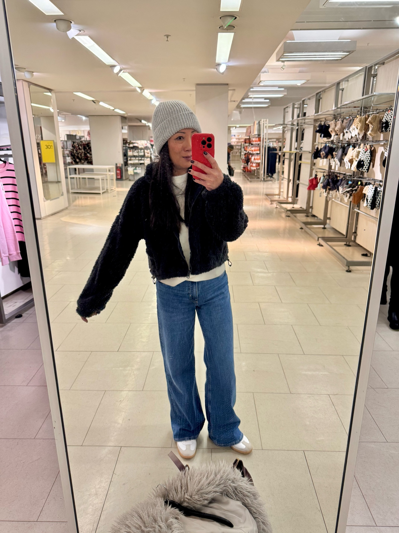 Wonderful wide leg jeans! A touch long for me at 5”3 as they just touch the ground but they’re super soft and comfy! 

#LTKeurope #LTKPetite