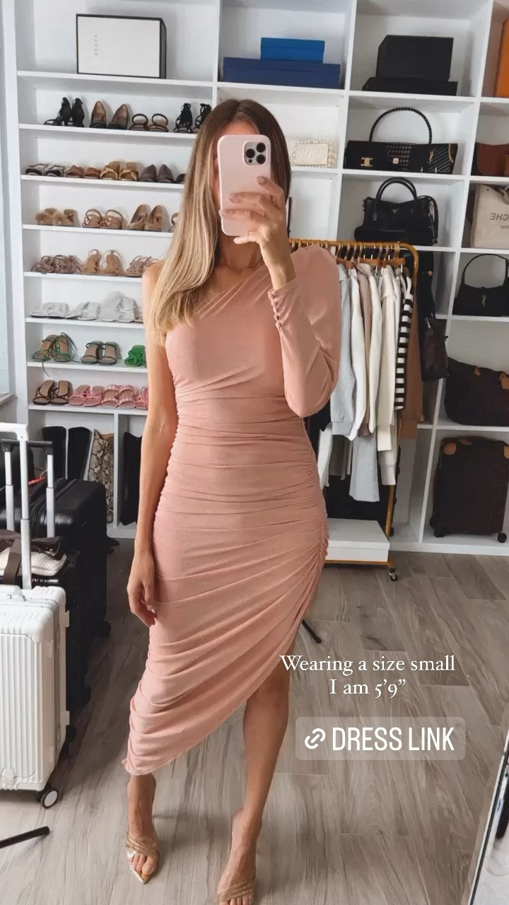 Gorgeous and feminine dress. Runs true to size. I am wearing a size small 
Flattering and not see through at all 


#LTKover40 #LTKstyletip #LTKwedding