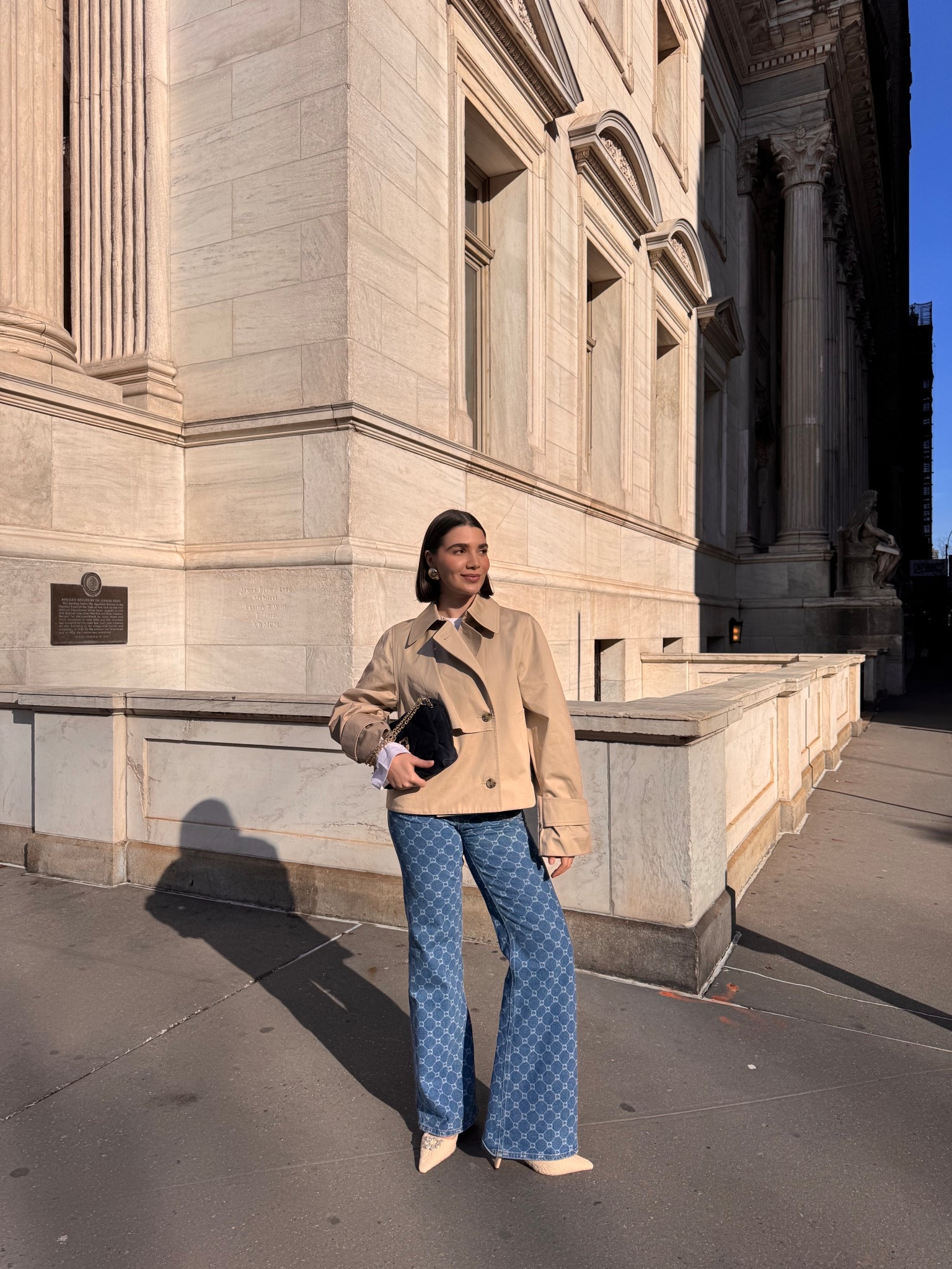 Early spring outfit with a cropped trench 

#LTKStyleTip #LTKSpringSale #LTKSeasonal