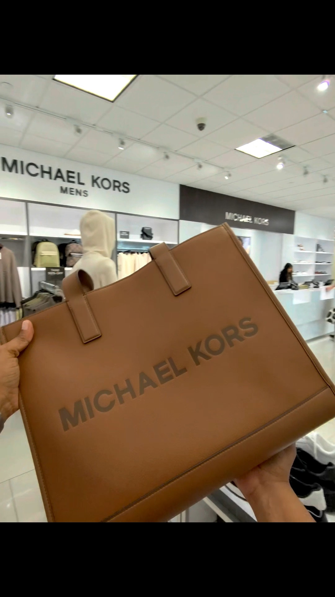 One of the most classic totes that my eye can see!

#LTKSaleAlert #LTKOver40 #LTKSeasonal
