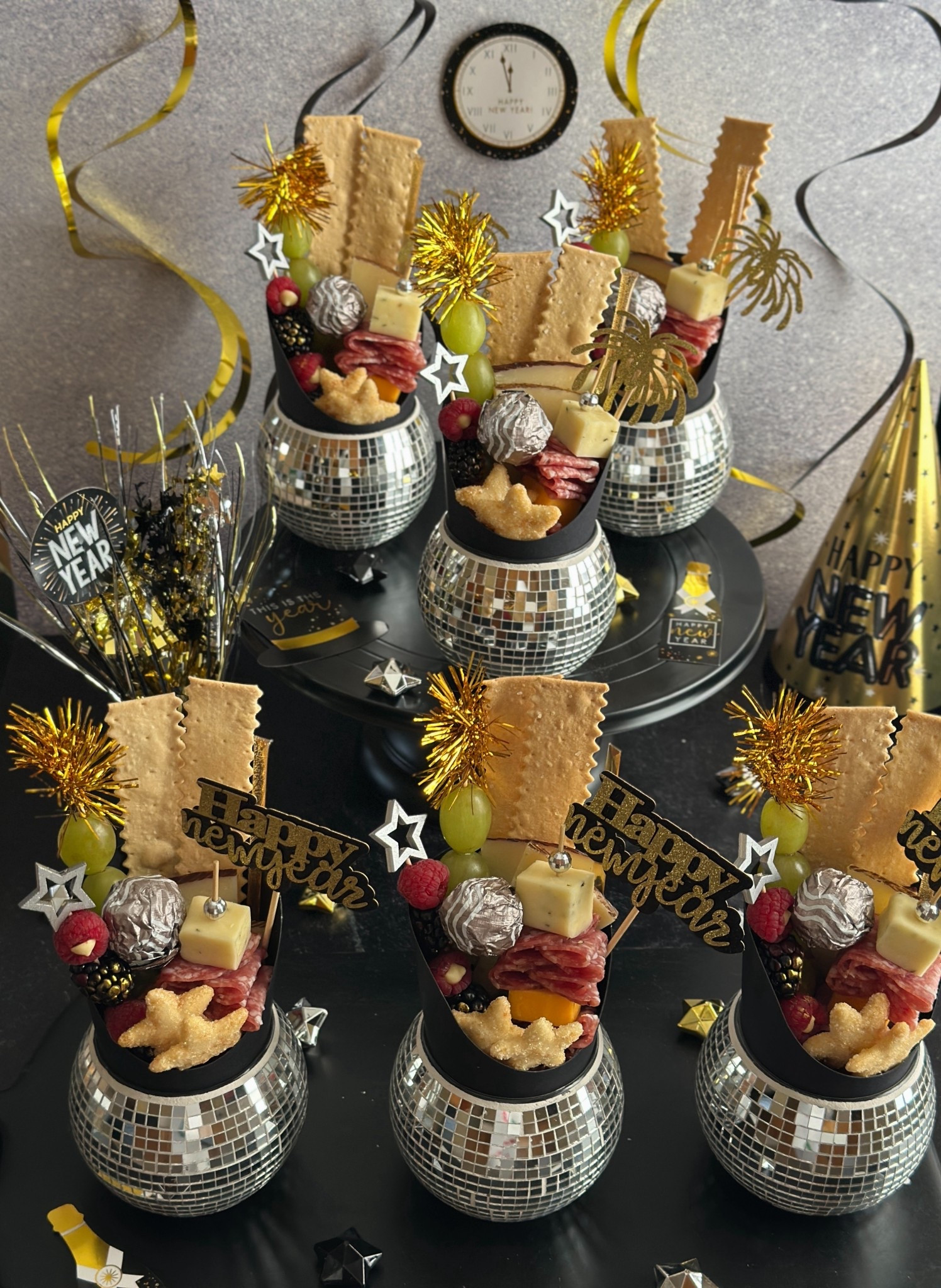 New Year’s Eve charcuterie cups✨

#LTKHoliday #LTKSeasonal #LTKfoodie