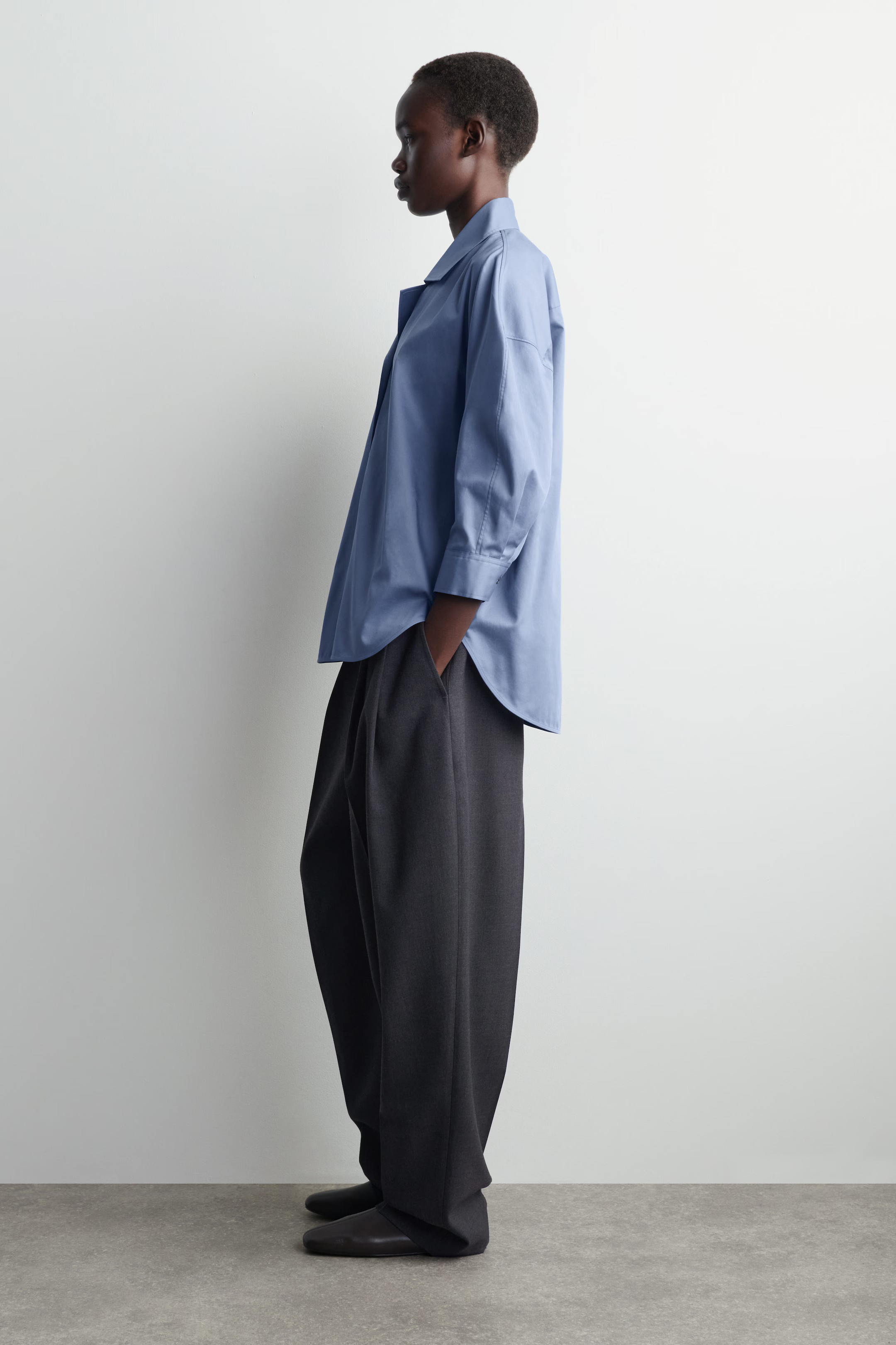 SCULPTURAL COTTON SHIRT - BLUE | COS US | COS (US)