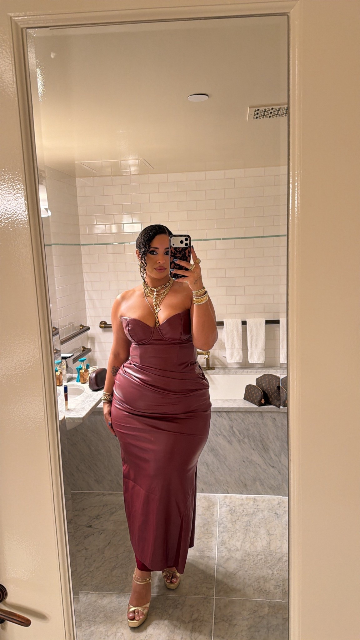 Holiday dress option 
Wearing a size xl 

#LTKPlusSize #LTKgrwm #LTKootd