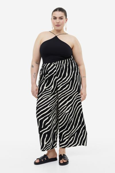 Crop Pull-on Pants - Cream/black patterned - Ladies | H&M US | H&M (US + CA)