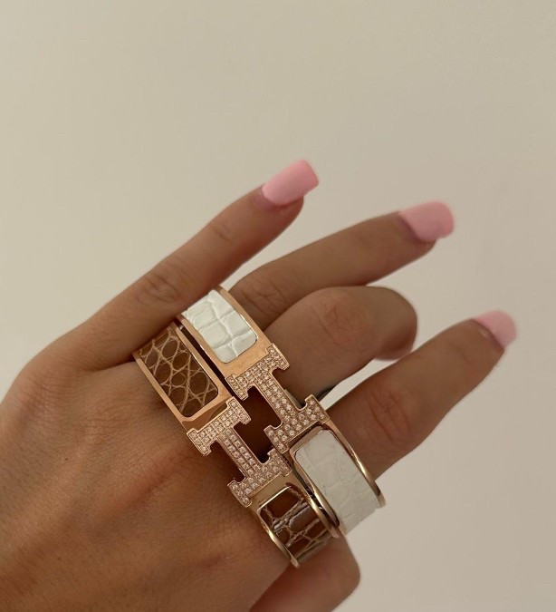 Must have to be elegant the quality is perfect !!!!

#LTKBeauty #LTKActive #LTKxMadewell