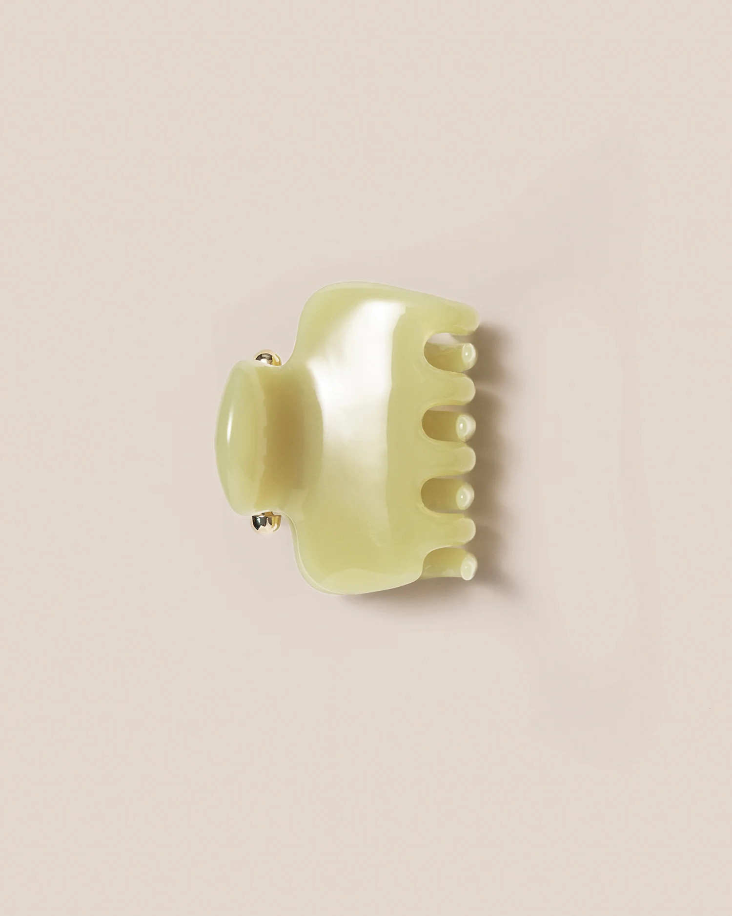 UNDO Hairware No. 2 Claw Clip | Avocado | Naghedi