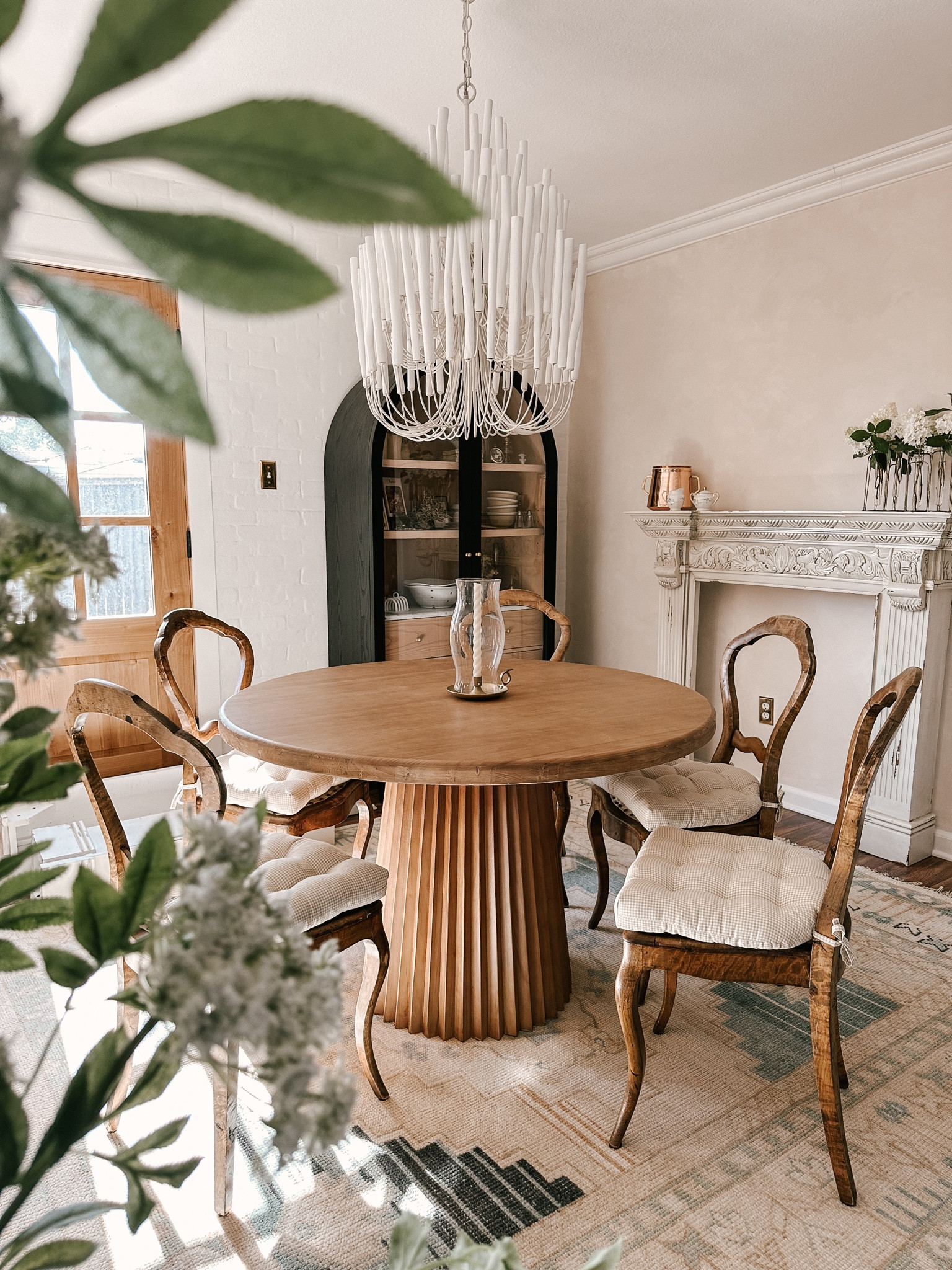 Loving our new Layla Grayce dining table in the natural finish! Use code THISTLEHARVEST10 to get 10% off your purchase (valid from June 29th til July 29th). Some exclusions apply. 

#LTKHome