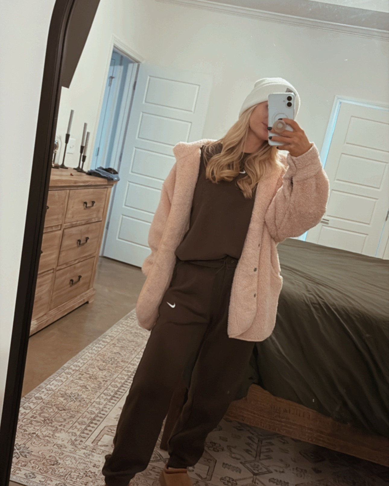 Small oversized jacket 
Xsmall pants 

#LTKHome #LTKFitness #LTKBaby
