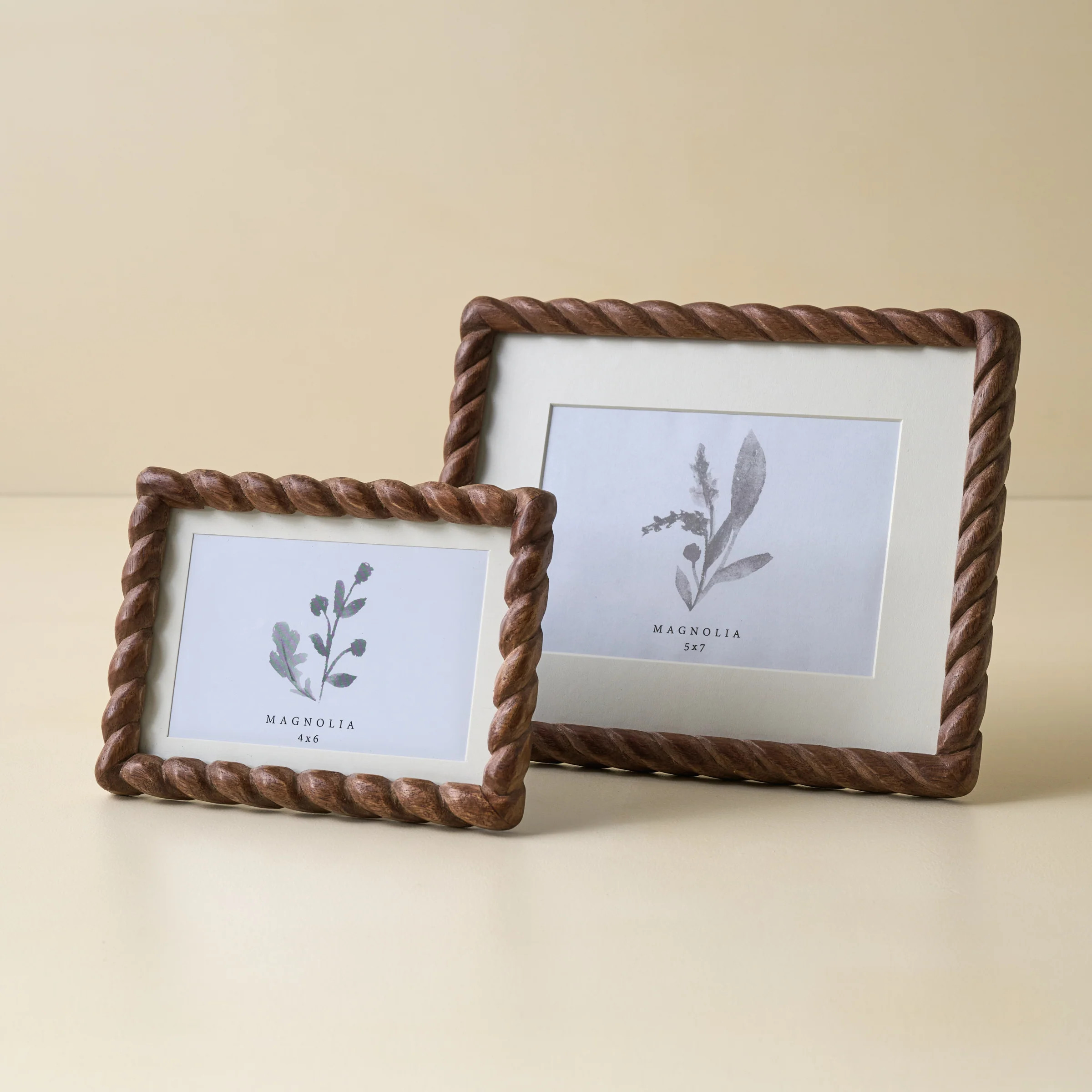 Lorrie Twisted Wood Frame | Magnolia