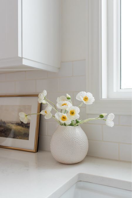 Artificial poppies look realistic and add a touch of spring to our kitchen. 



#LTKSeasonal #LTKhome