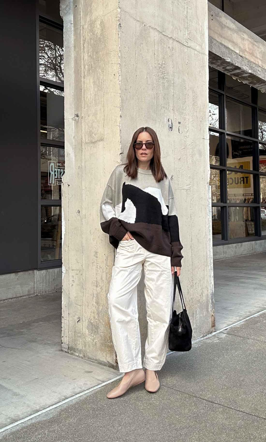 The perfect pair of cotton pants for spring. Wearing size 4. Use code KARLA15

#LTKdayinmylife #LTKootd #LTKSeasonal