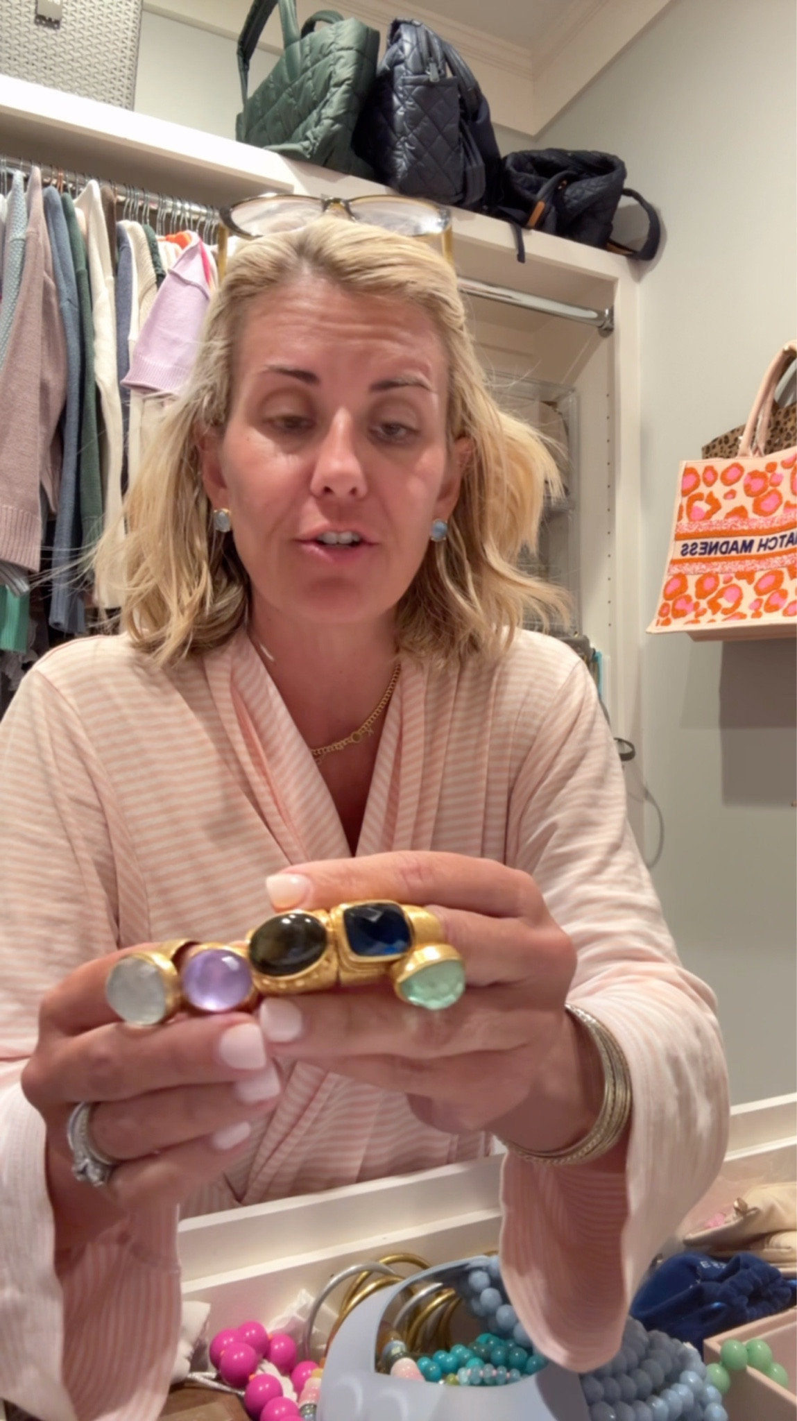 A sample sale you don’t want to miss!!!!

Julie Vos jewels are closet keeper and you will live in them… layer it up with other jewels or stack ears to nexts to fingers to wrists all with JV! Ha 



#LTKOver40 #LTKmomlife #LTKSaleAlert