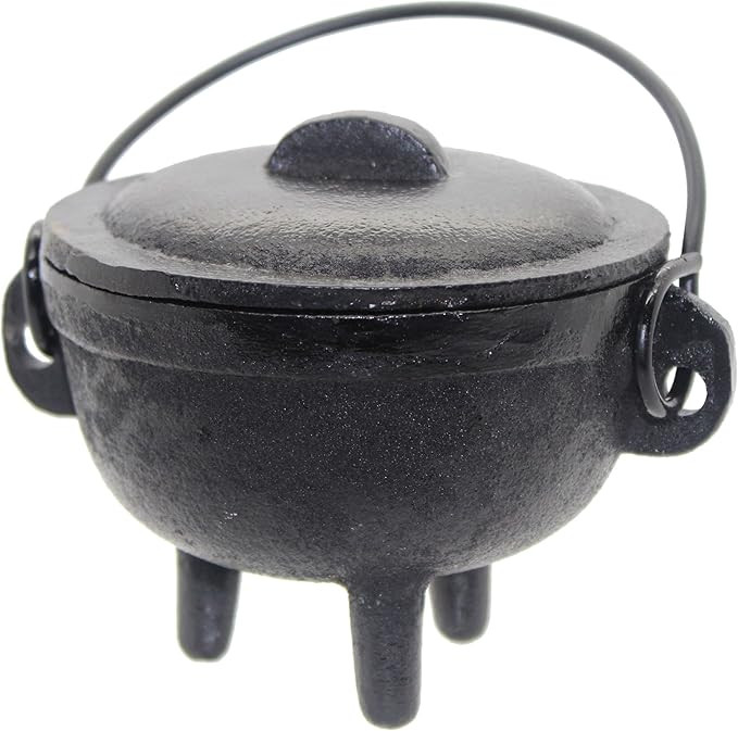 Govinda - Cast Iron Cauldron: 4 1/2" Diameter Plain | Amazon (US)