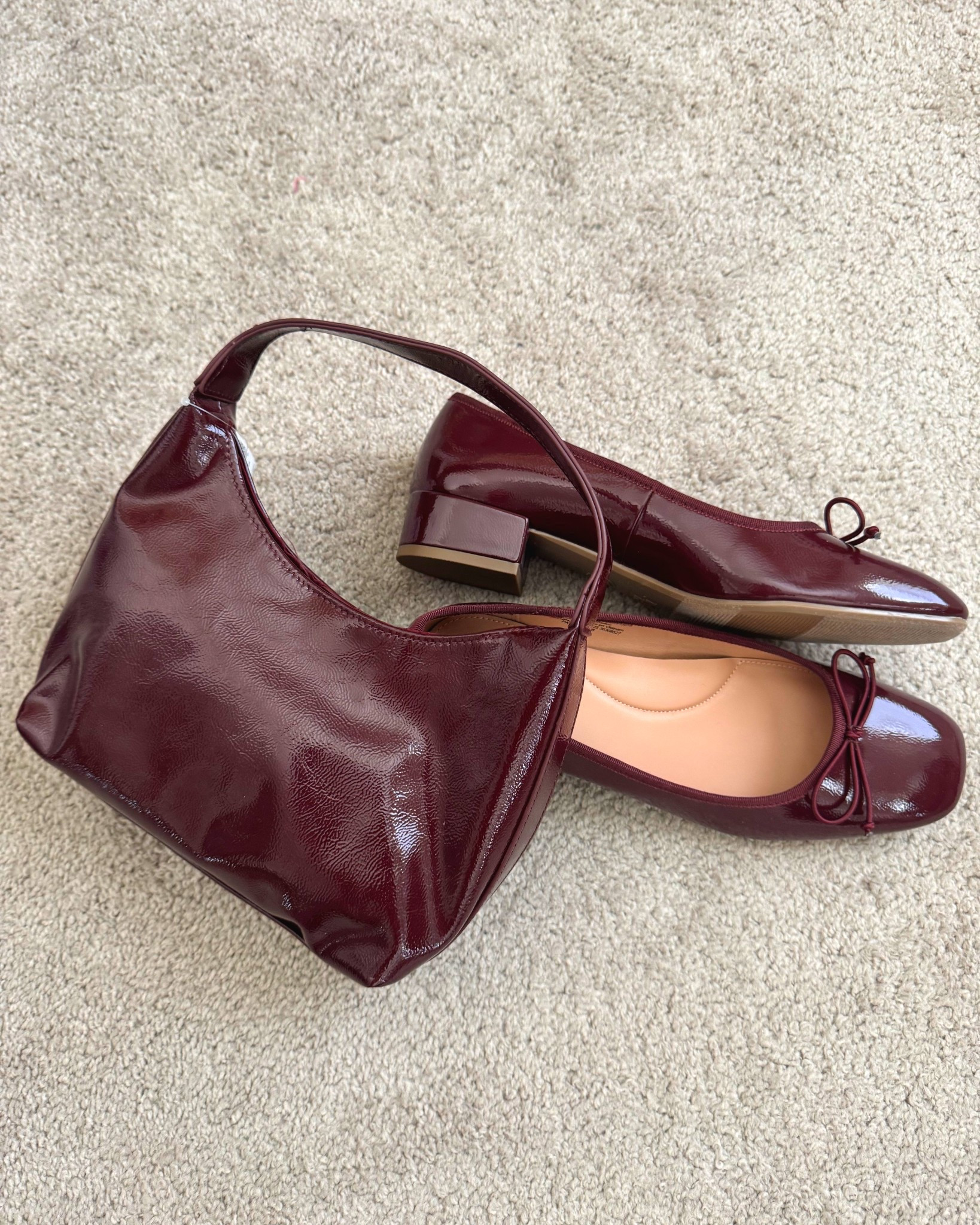 Hello Fall! 🍂🍁

#LTKSeasonal #LTKItBag #LTKShoeCrush