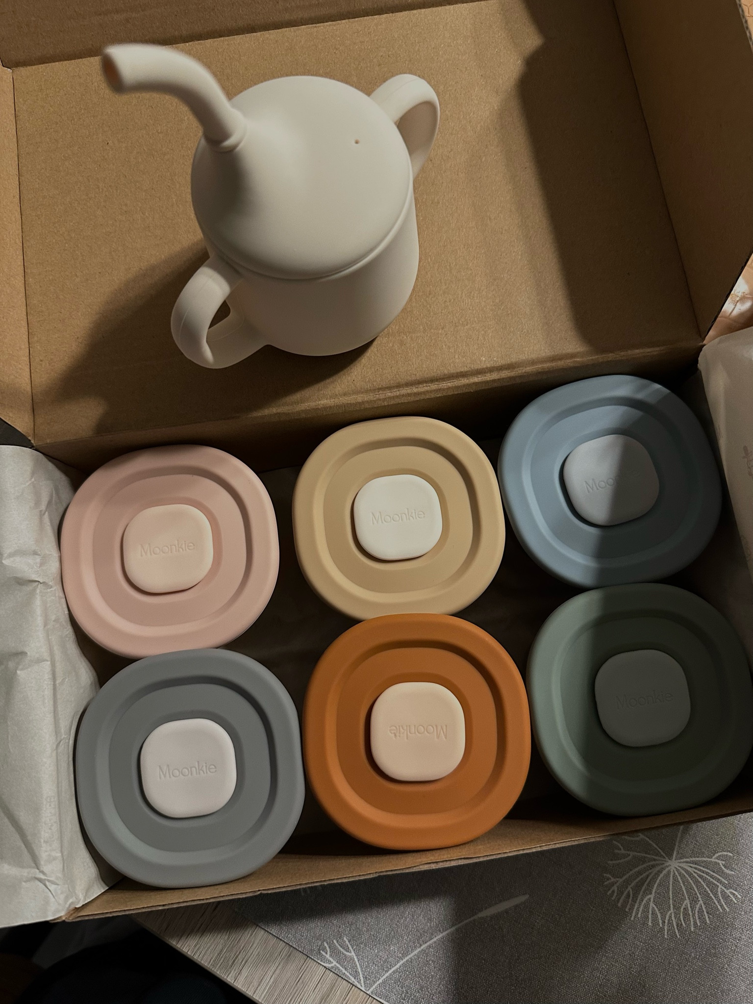 Baby water training sippy cup. 
Moonkie Silicone Baby Sippy Cups | 3 Stages Training Cup Straw Cup for Infants Toddlers and Kid | 4 oz

Moonkie Silicone Baby Food Containers |
8oz/4 oz Baby Food Storage Jars with Airtight Lids
Amazon baby products. 


#LTKKids #LTKBaby #LTKFamily