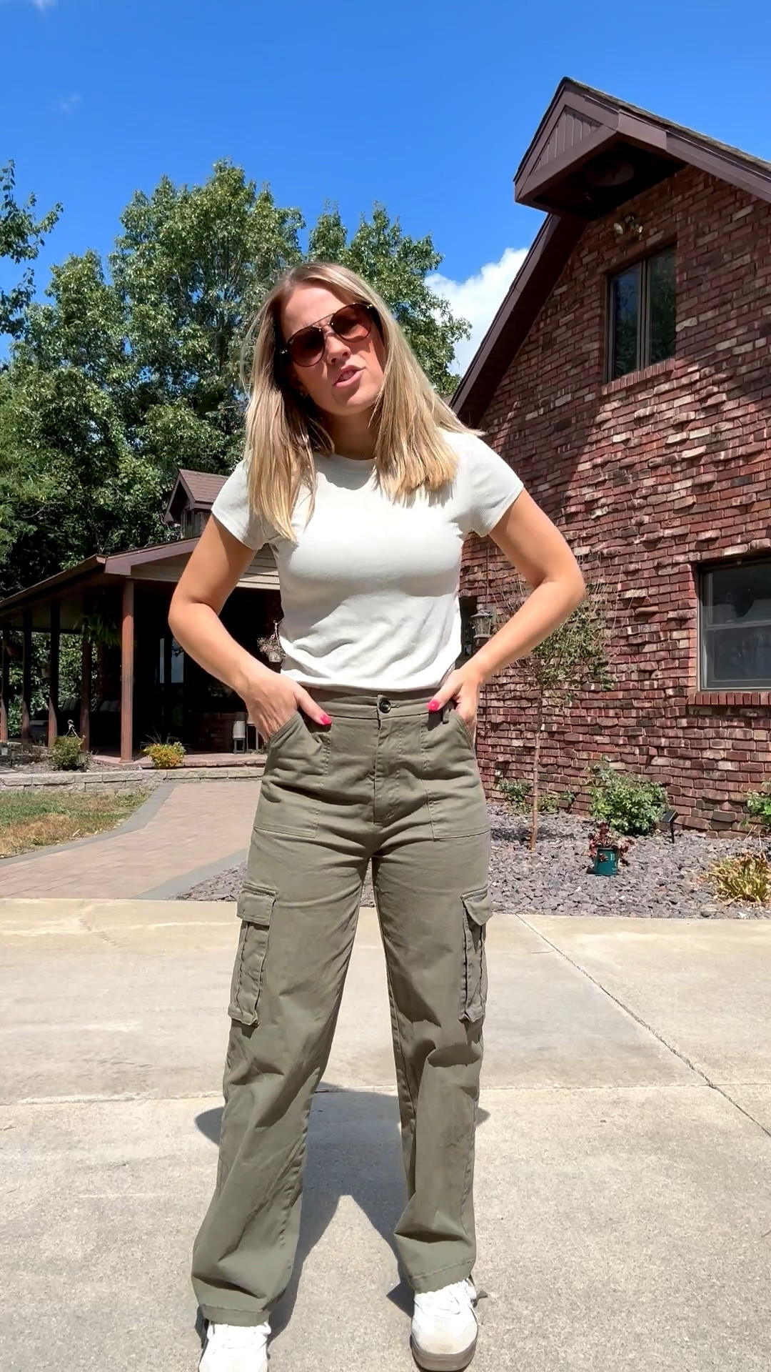 Small in pants 

#LTKStyleTip #LTKFindsUnder50