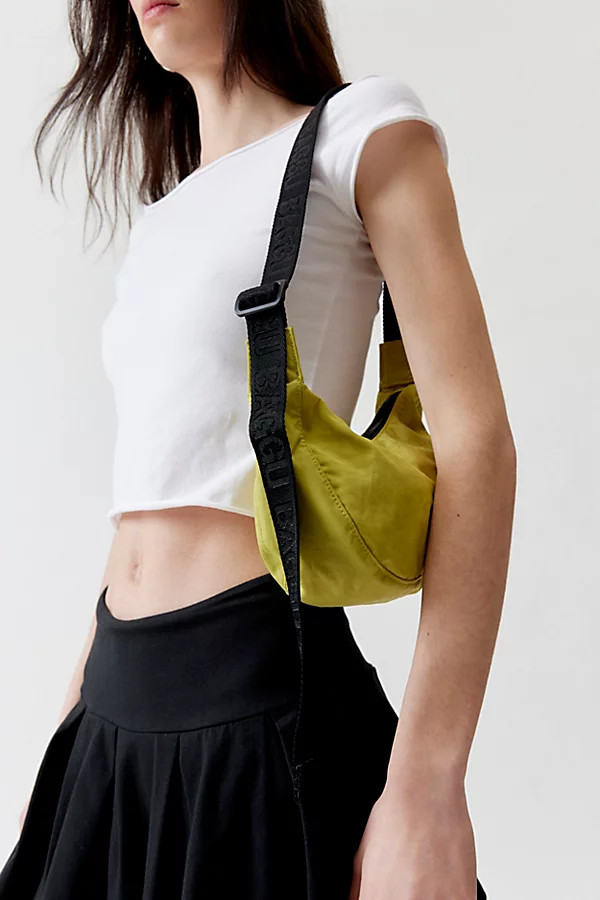 BAGGU Small Recycled Nylon Crescent Bag | Urban Outfitters (US and RoW)