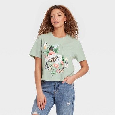 Women's Butterfly Boxy Short Sleeve Cropped Graphic T-Shirt - Green Floral | Target
