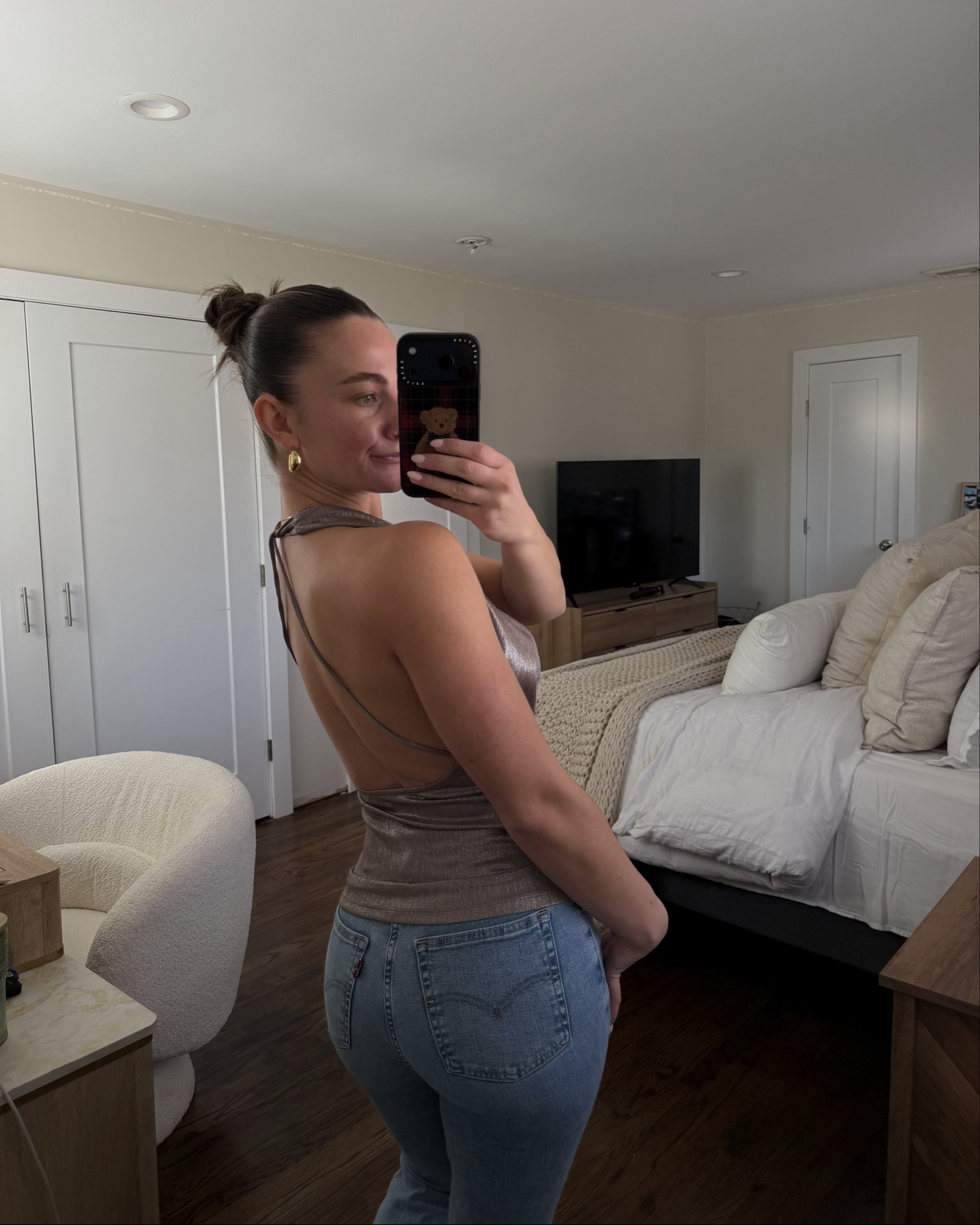 Size small top & 27W / 32L jeans! 

#LTKSaleAlert