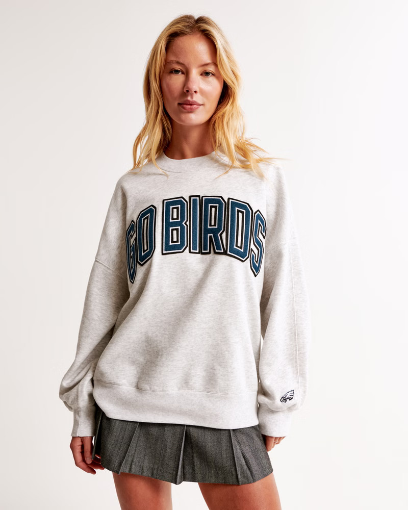Philadelphia Eagles Graphic Oversized Sunday Crew | Abercrombie & Fitch (US)