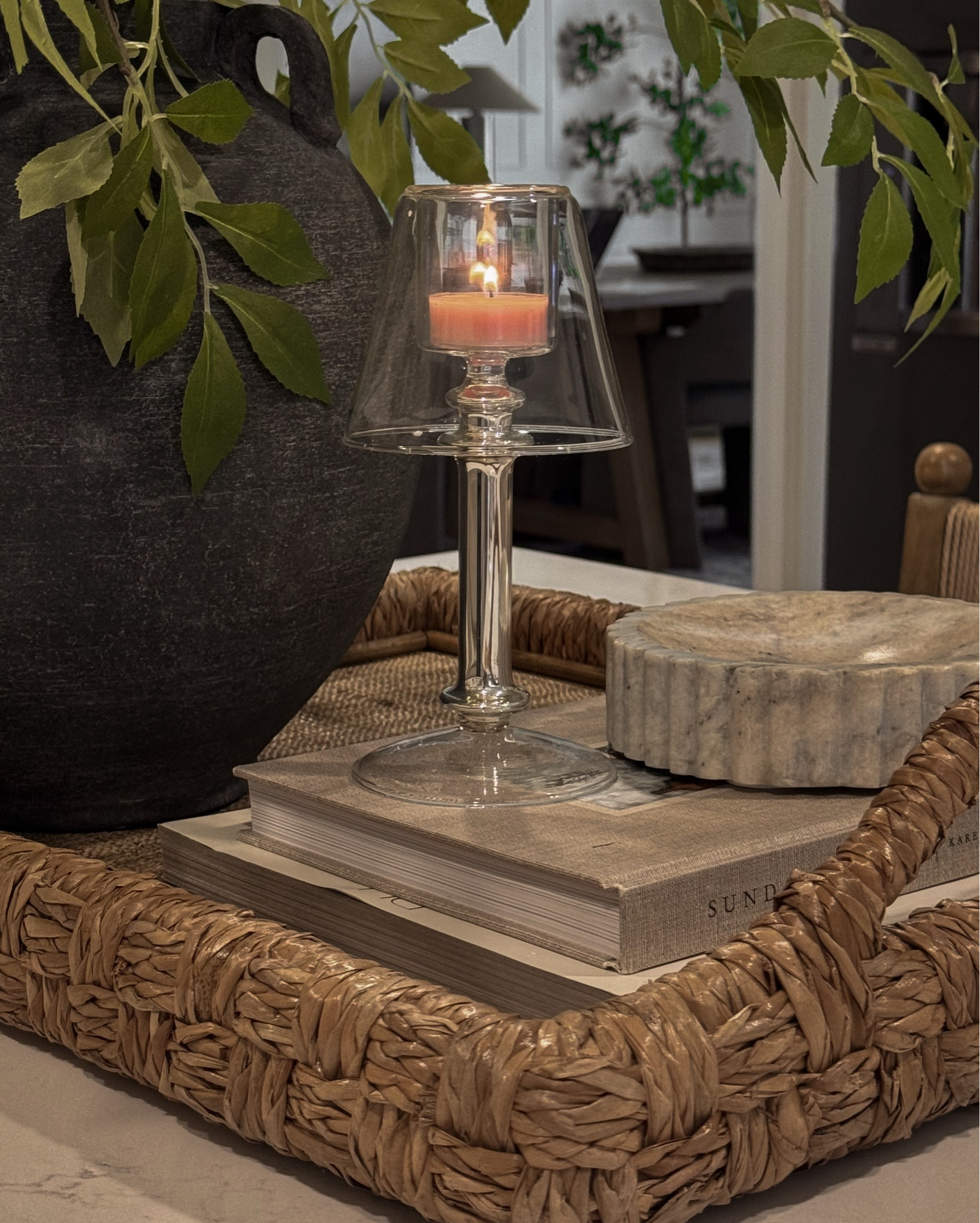 Kitchen decor, kitchen counter styling, kitchen island decor, Wayfair home find, table lamp, candle decor, kitchen tray styling, spring decor ￼

#LTKSaleAlert #LTKHome