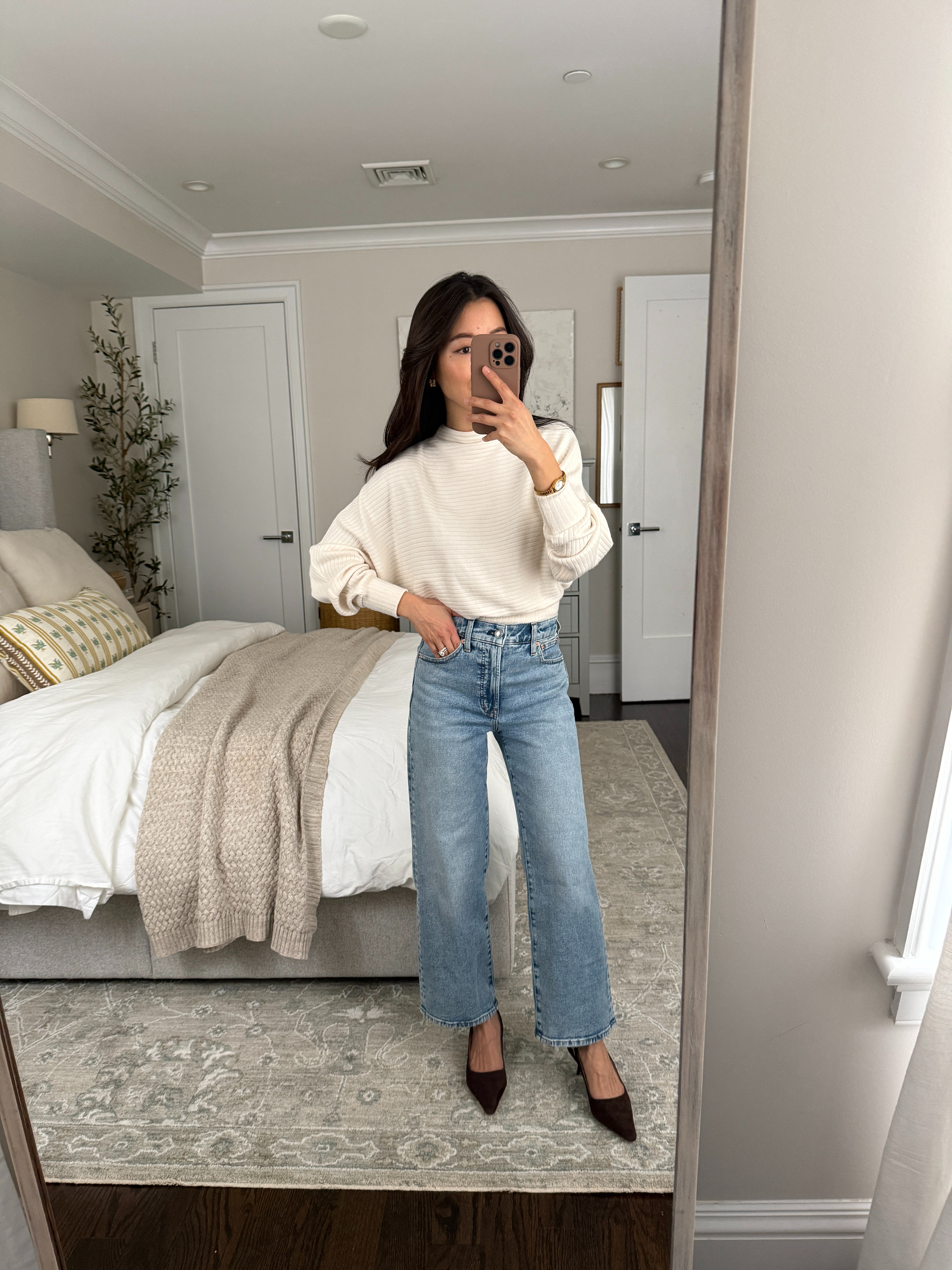25% off Madewell when you log into your free insider account.
• Soft mock neck dolman top xxs
• Perfect vintage wide leg crop jean 24 short 
• kitten heel 5.5

Petite friendly jeans, transitional fall outfit, easy mom outfit

#LTKPetite #LTKootd #LTKmomlife