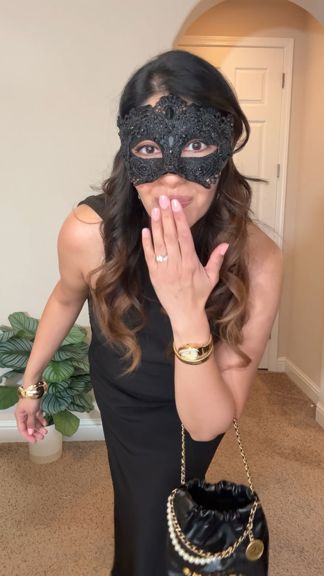 A black tie dress that truly does it all 🖤 This gown is such a stunning option for mid-size women—flattering, elegant, and timeless with a silhouette that feels both classic and modern. It’s definitely a bit of a splurge, but one you’ll reach for again and again for weddings, galas, black tie events, or even a masquerade ball. The built-in scarf detail adds such a chic, on-trend touch and makes the whole look feel elevated without needing much styling. Linking my exact dress plus similar options to help you find your perfect formal look.

Wearing size medium in dress


black tie dress women, midsize formal dress, gala dress, wedding guest black tie, elegant black gown, formal dress with scarf, evening gown women

#BlackTieStyle
#MidSizeFashion
#FormalWearInspo
#GalaReady
#EveningStyle
#EventDress

#LTKMidsize #LTKWedding #LTKgrwm