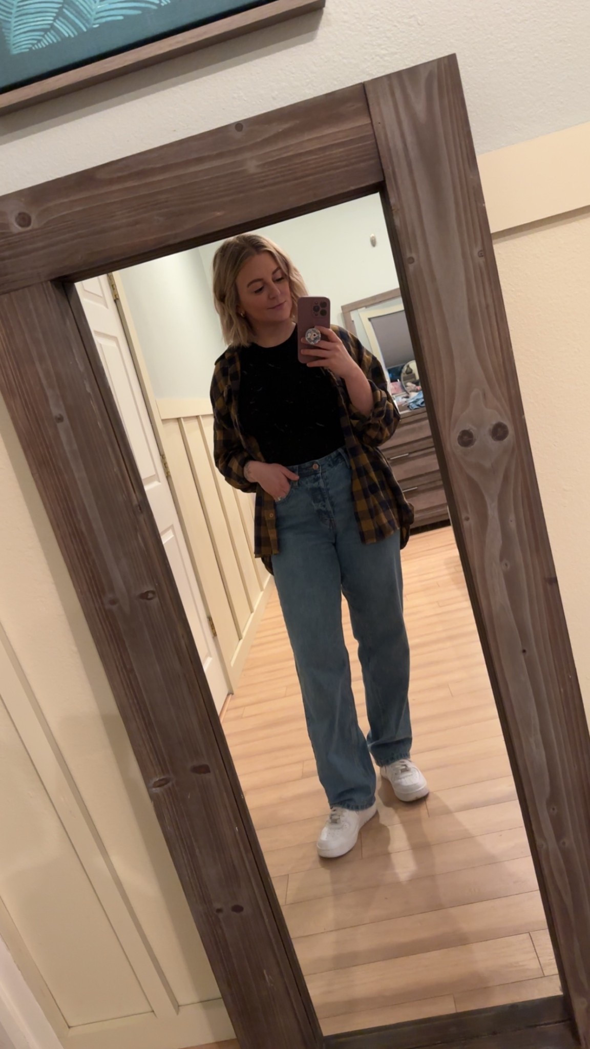 I love a good flannel! 

#LTKSeasonal #LTKStyleTip #LTKFindsUnder50