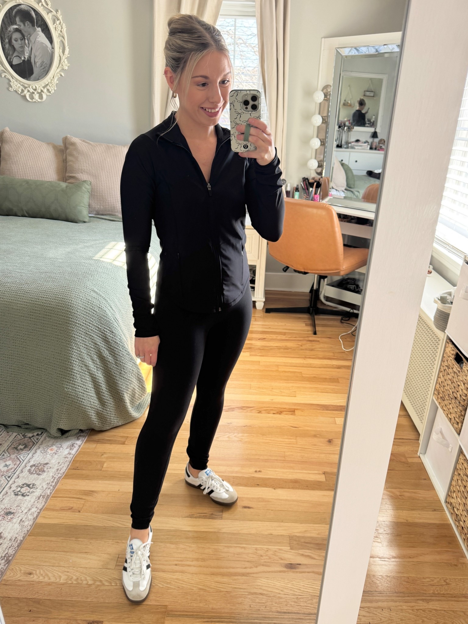 The perfect comfy fit for school drop offs and running errands all day. This jacket is so similar to my Lululemon one but soo much cheaper! 
#oldnavystyle #ootd #momstyle #comdyfasbion #affordablefashion 

#LTKSaleAlert #LTKActive #LTKootd