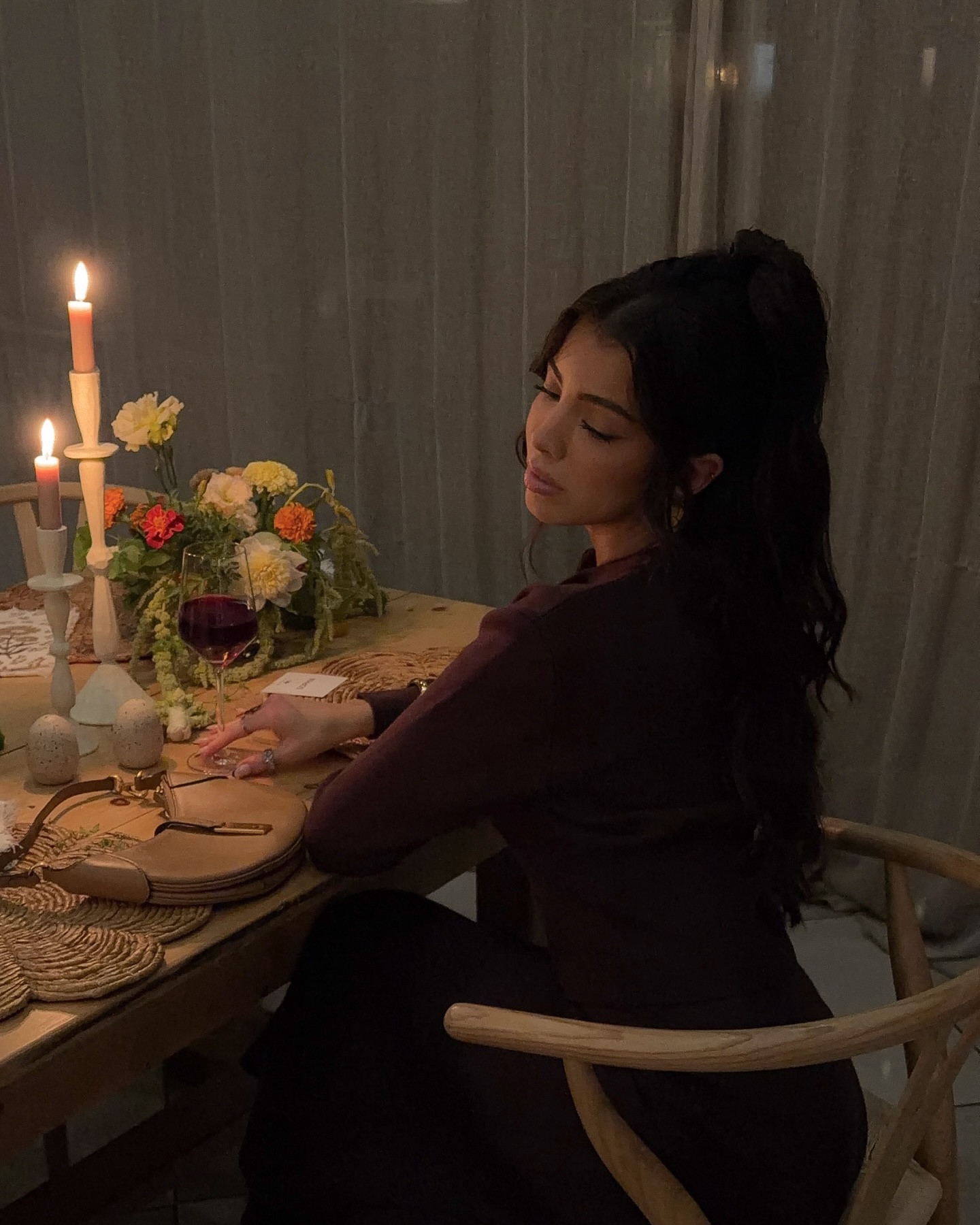 Autumn dinner scenes 🍷