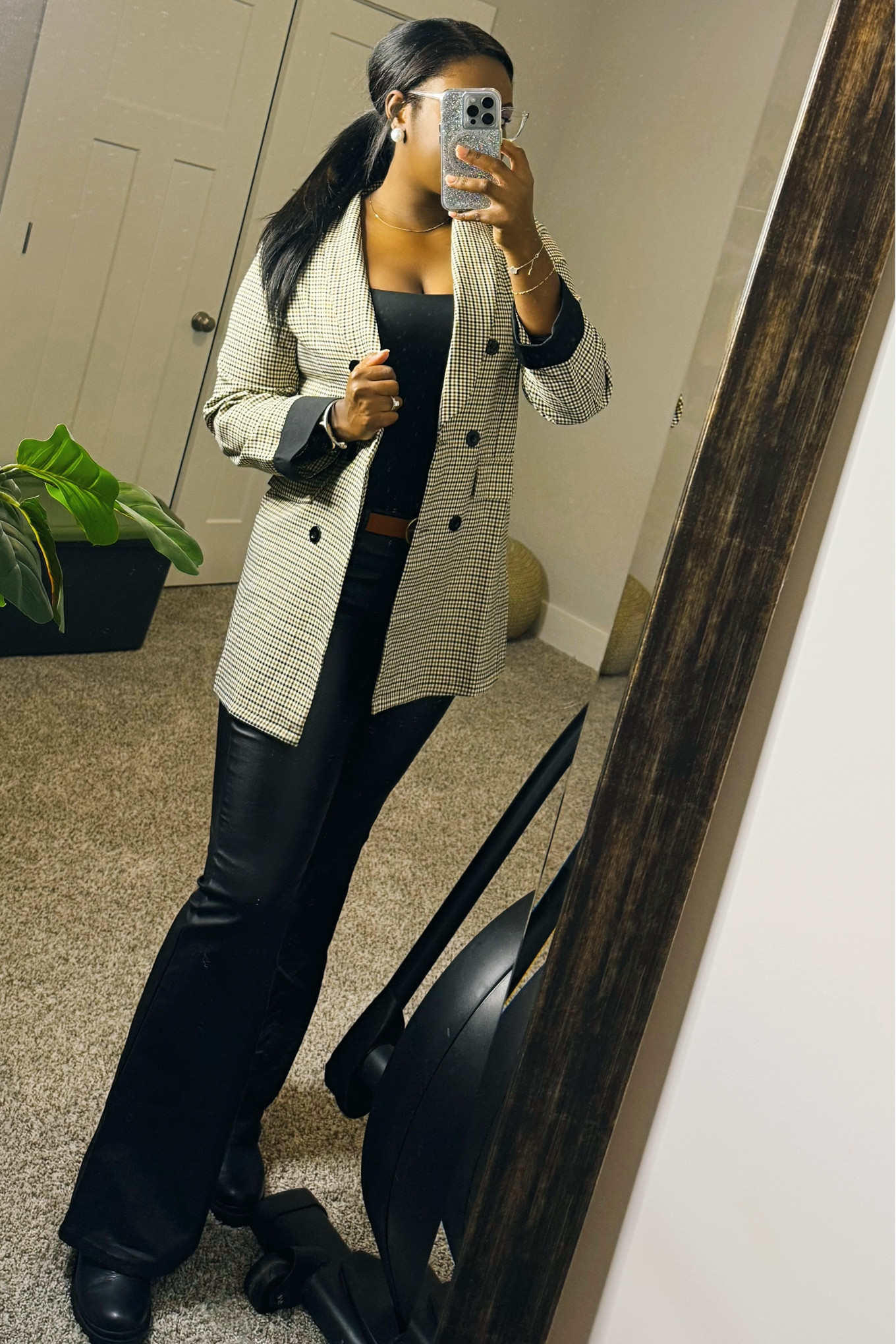 Another day in the office, but boots because it’s wet out 🤍🤎

#LTKworkwear #LTKmidsize #LTKstyletip