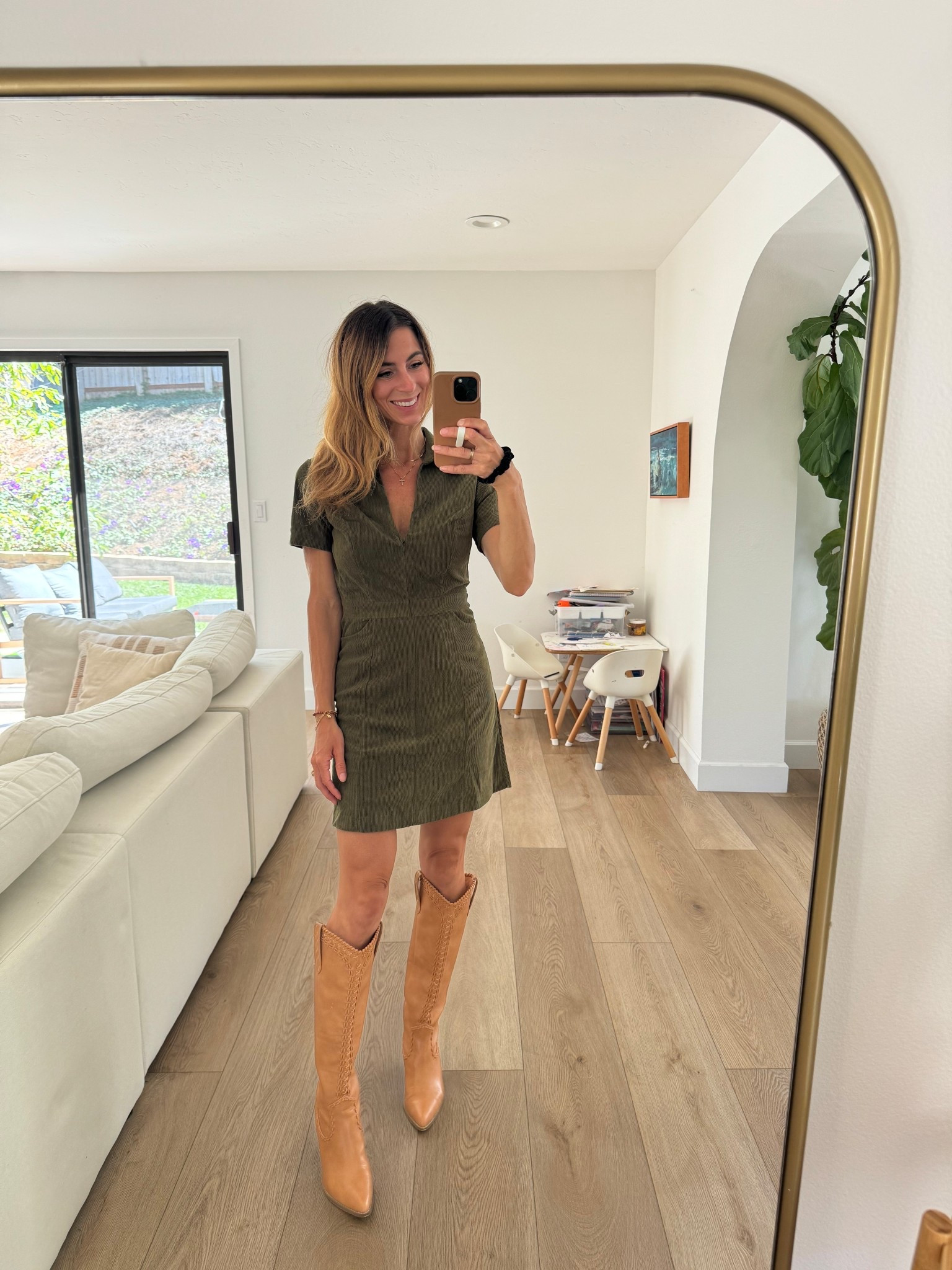 Today’s OOTD! This dress is the perfect transitional dress for fall and it’s under $50 👏🏻 comes in a few colors!!

#LTKSeasonal #LTKStyleTip #LTKFindsUnder50